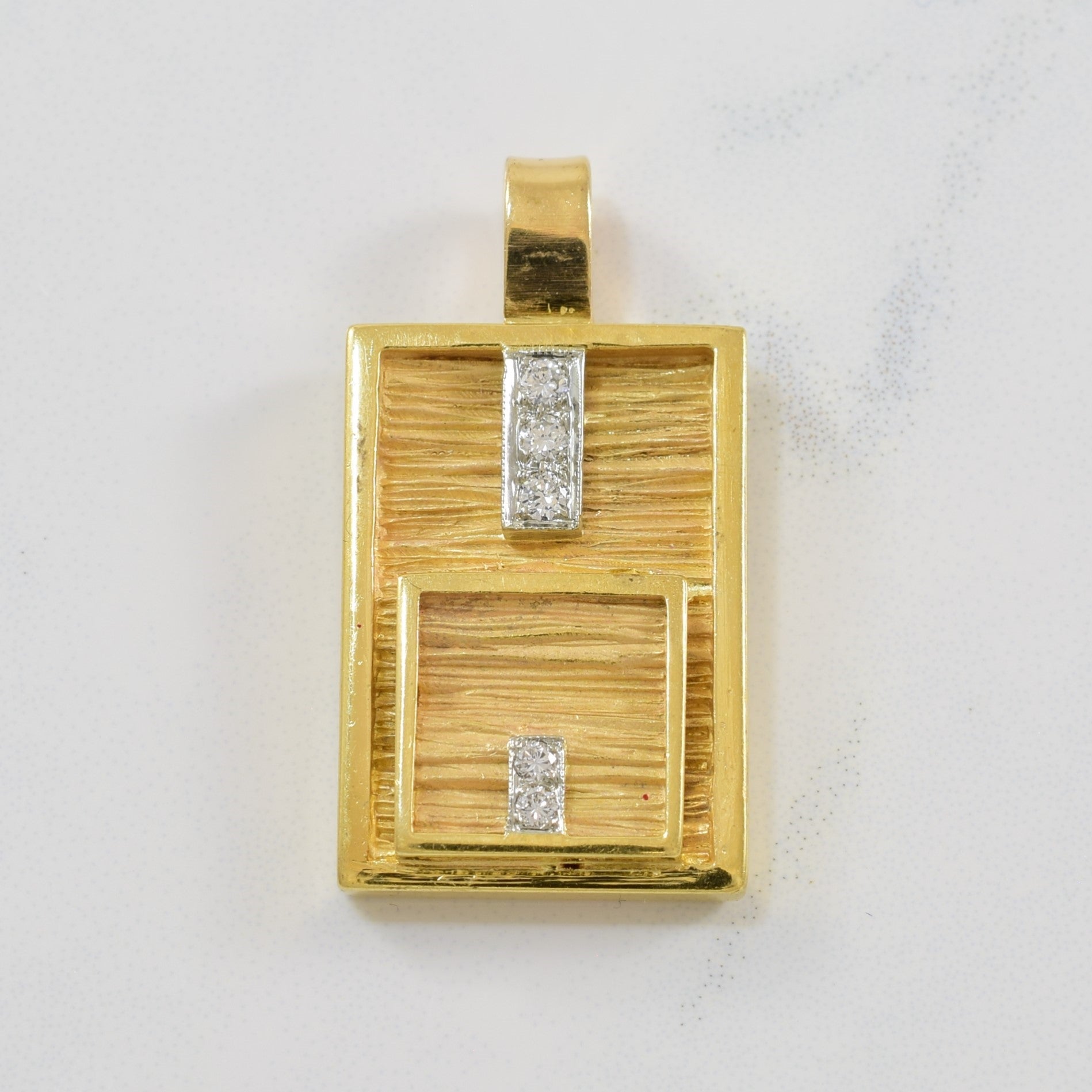 Wood Grain Patterned Diamond Pendant | 0.10ctw |