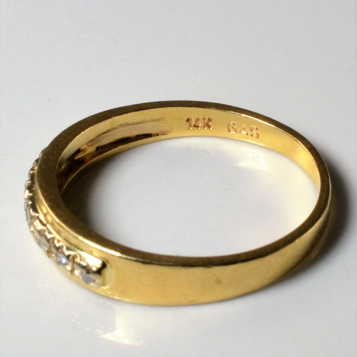 Simple Diamond Band | 0.05ctw | SZ 7 |