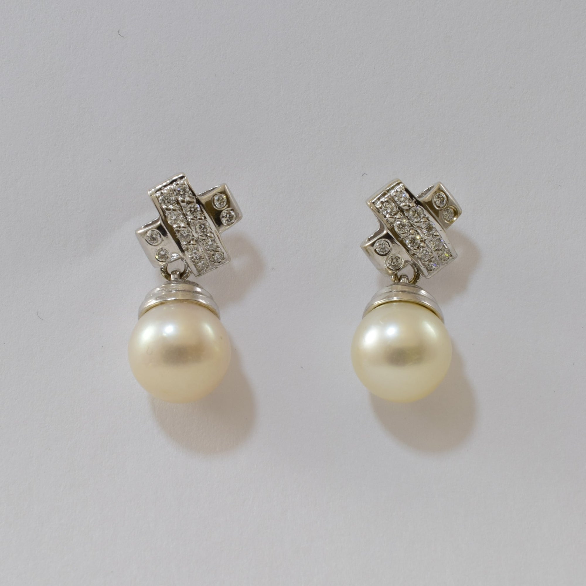 Diamond 'X' Pearl Drop Stud Earrings | 10.30ctw, 0.20ctw |