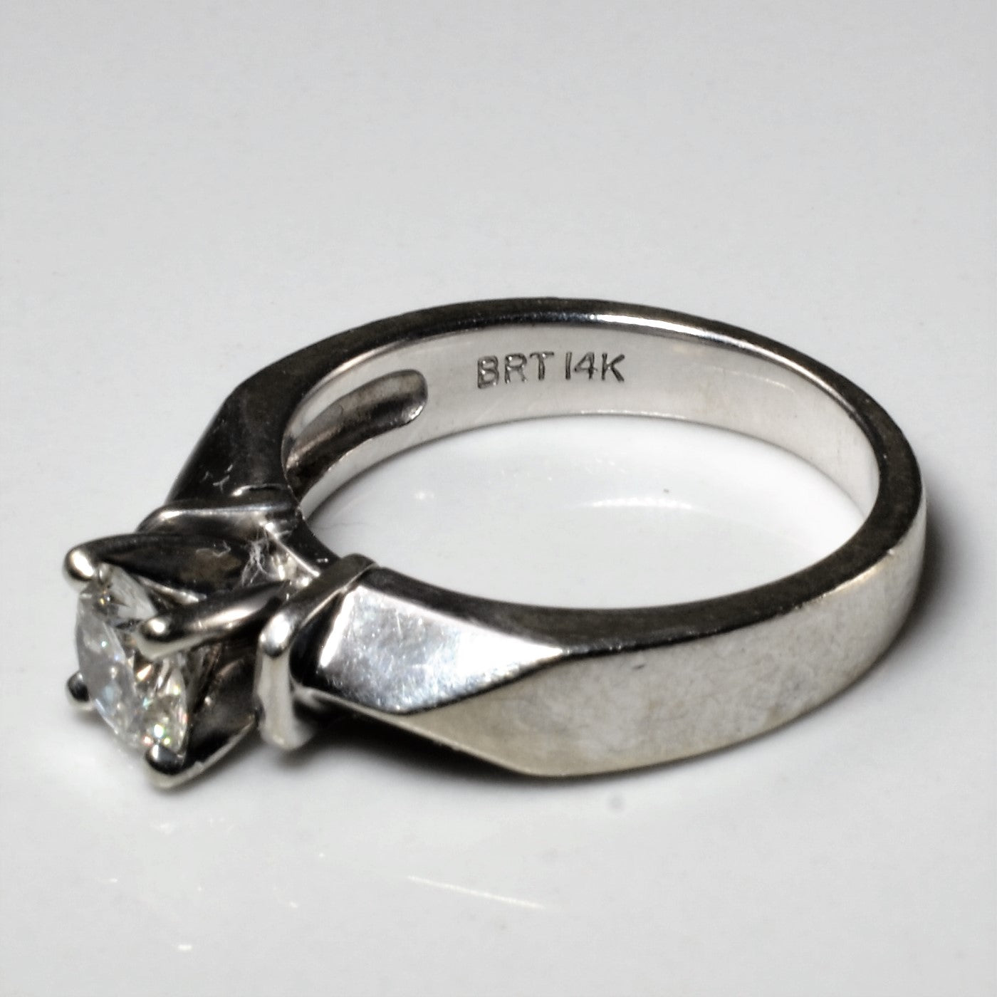 Front Knife Edge Solitaire Engagement Ring | 0.58ct | SZ 5.5 |