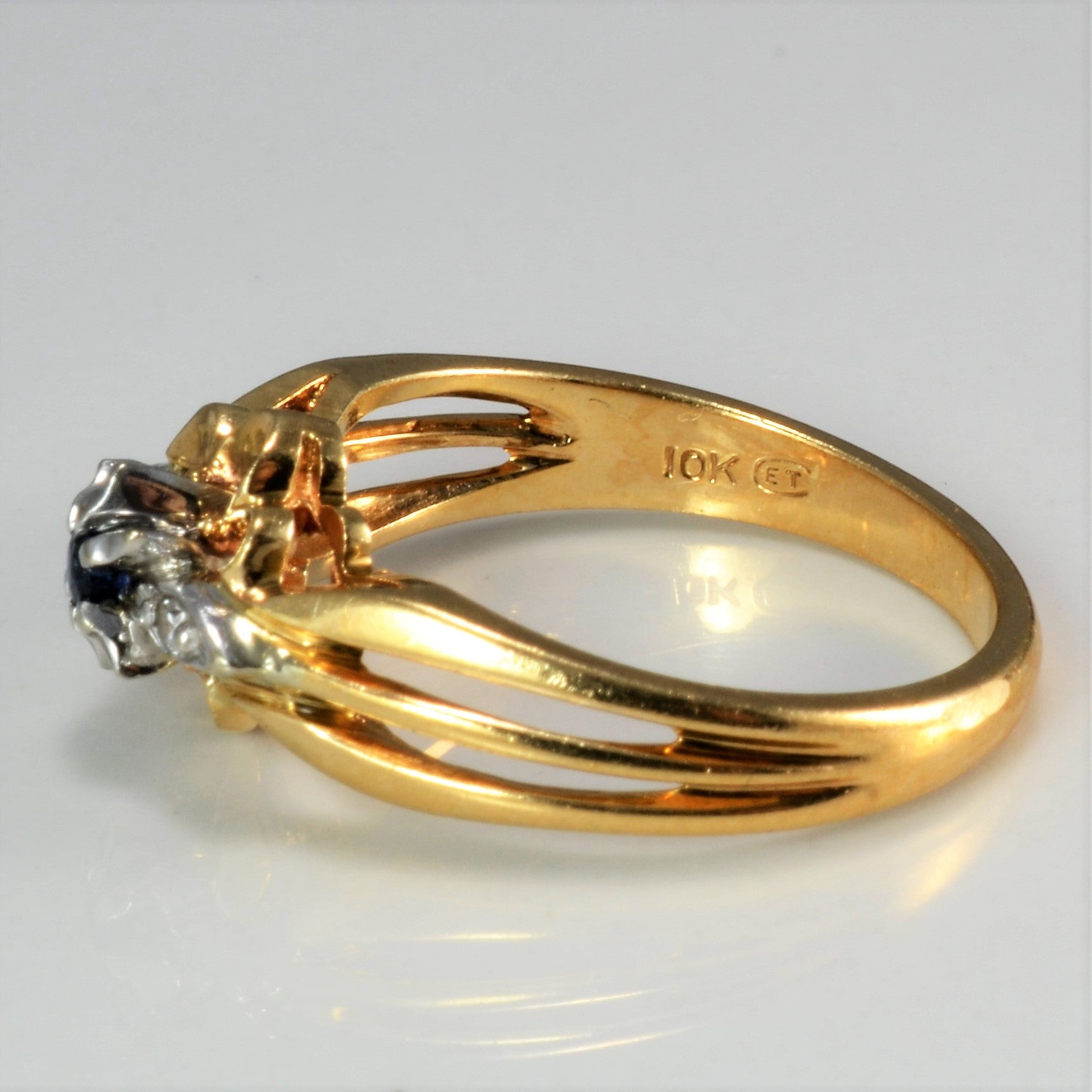 Floral Split Shank Sapphire & Diamond Ring | 0.02ctw, 0.05ct | SZ 6.25 |