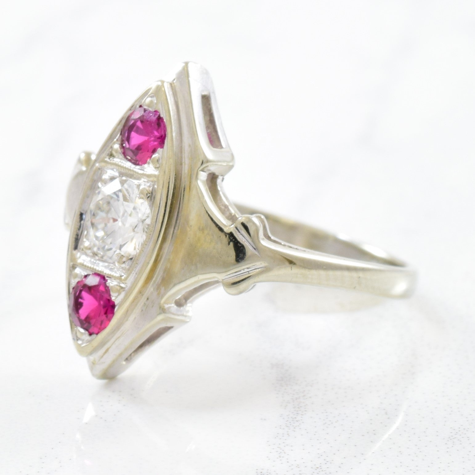 Art Deco Diamond & Ruby Ring | 0.30ct, 0.30ctw | SZ 5.50 |