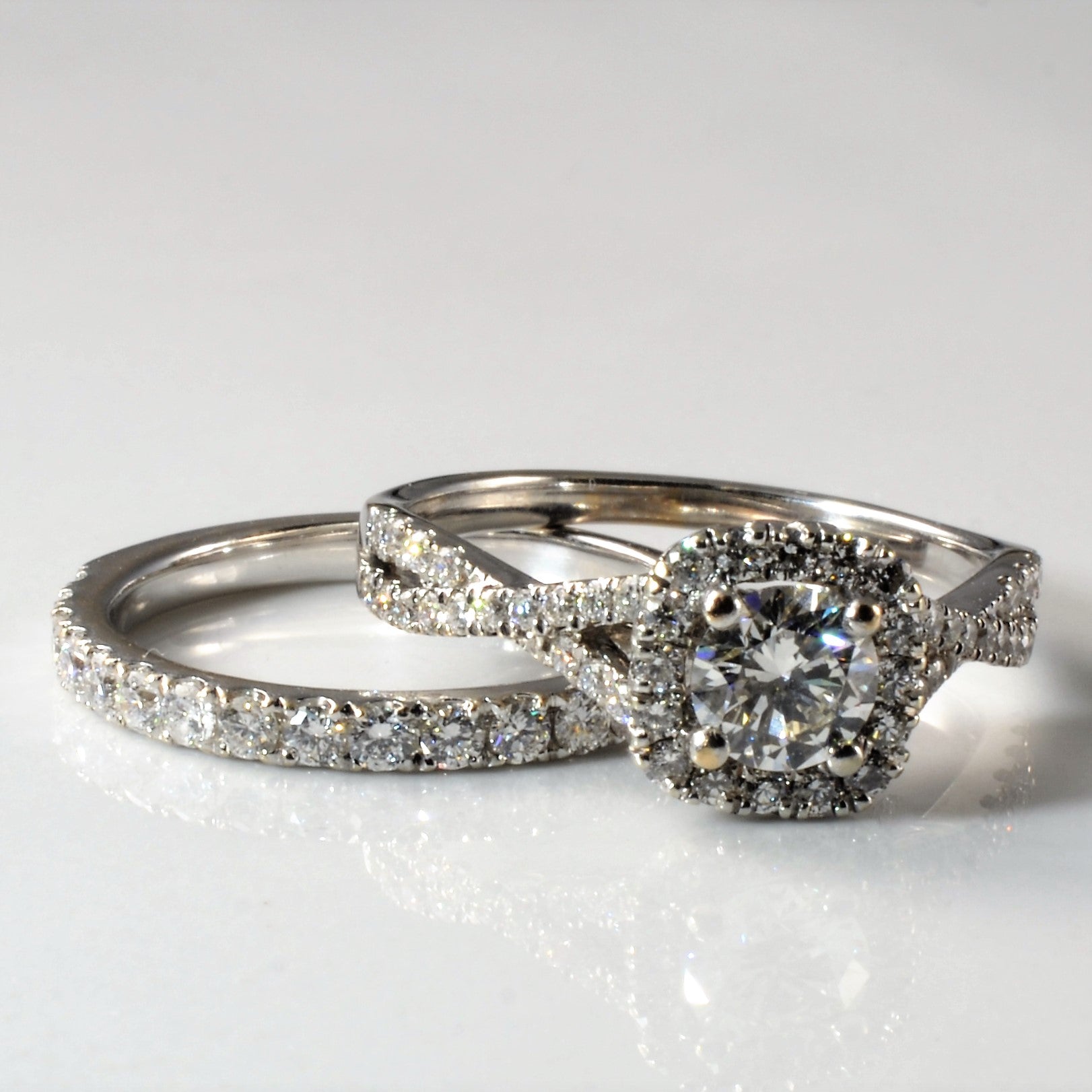 Halo Diamond Wedding Set | 1.45ctw | SZ 6.75 |