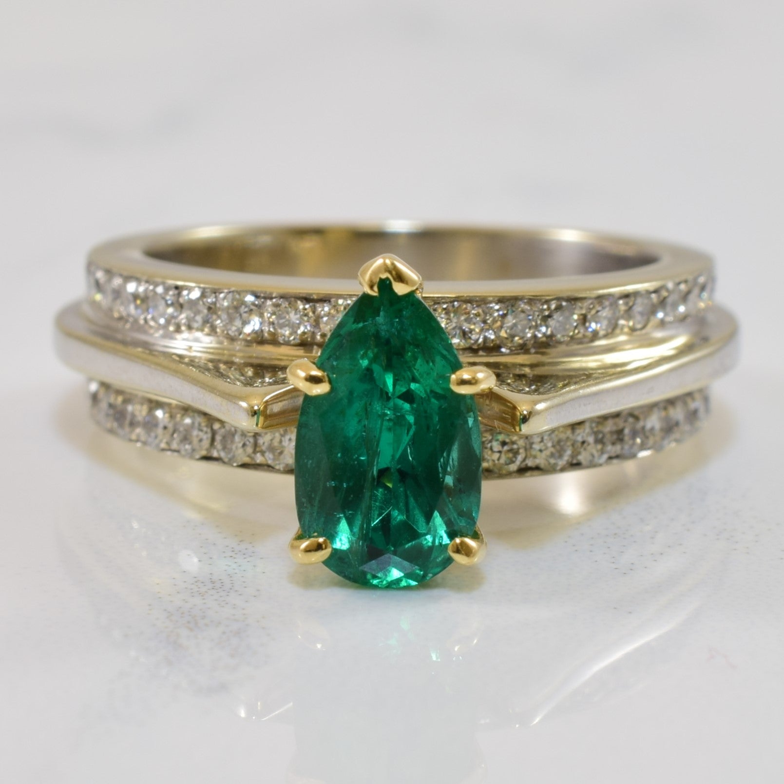 Bague de fiançailles émeraude et diamants | 1,25 ct, 0,46 ct au total | Taille 6,5 | 