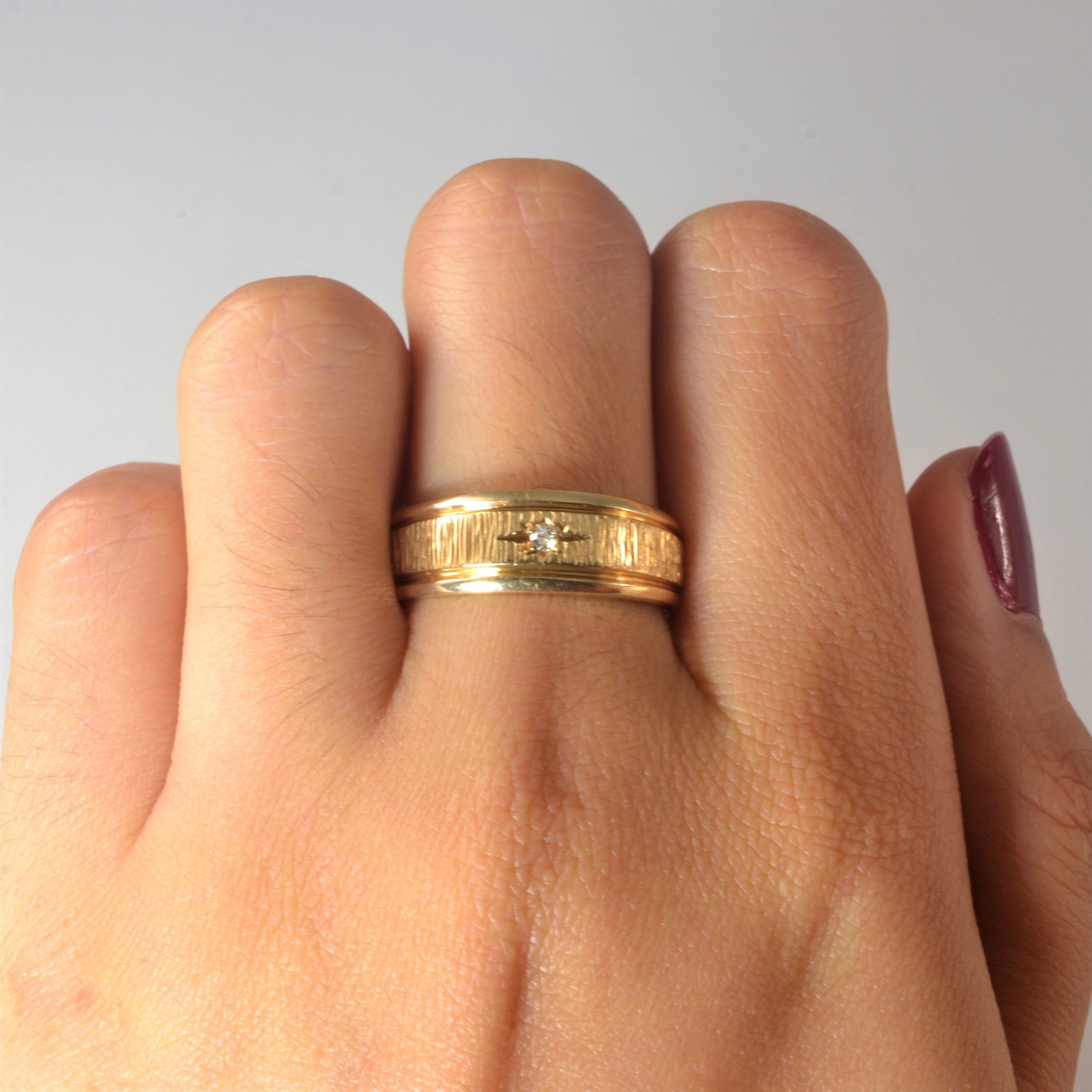 Textured Yellow Gold Diamond Band | 0.03ct | SZ 9.5 |