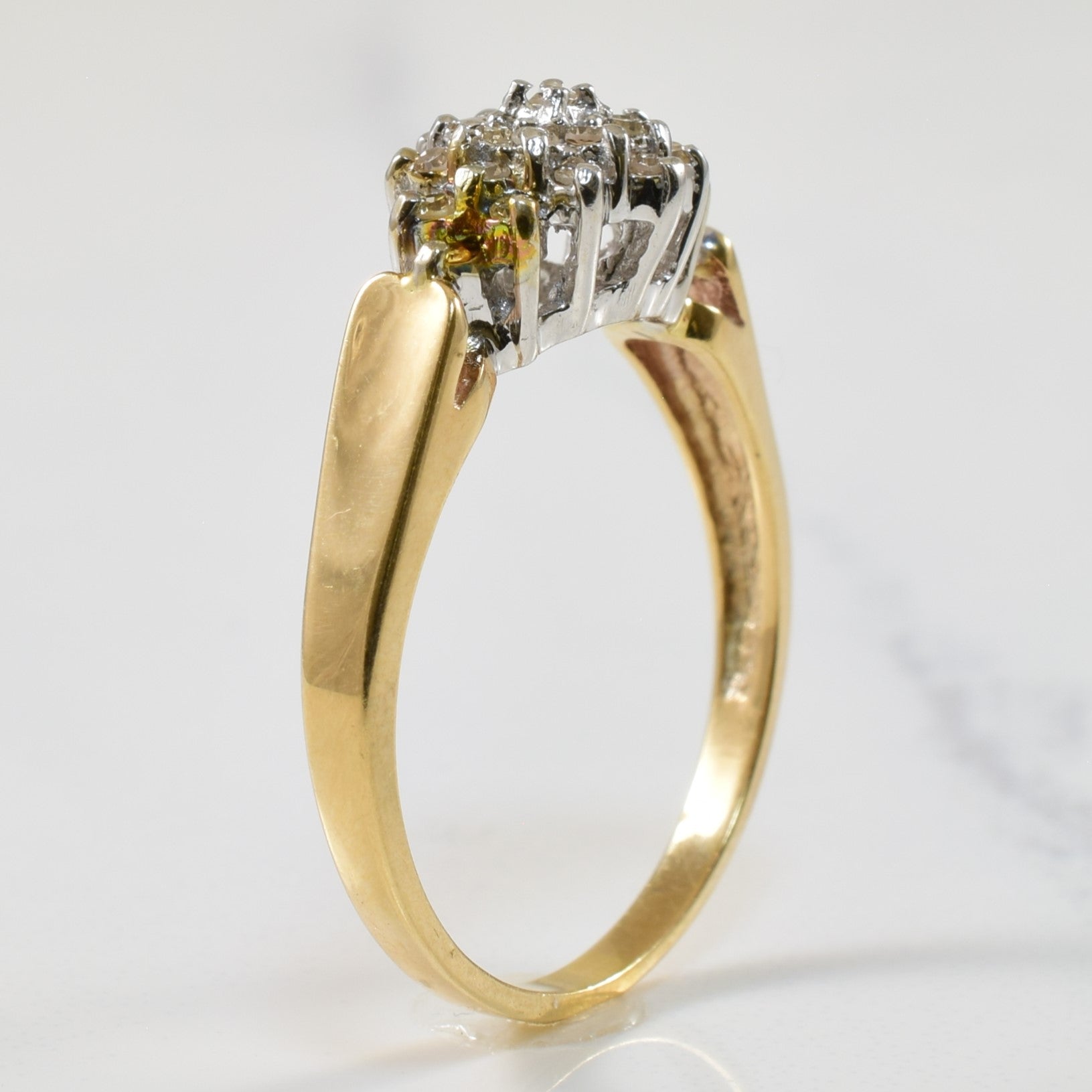 Cluster Diamond Ring | 0.23ctw | SZ 8.25 |