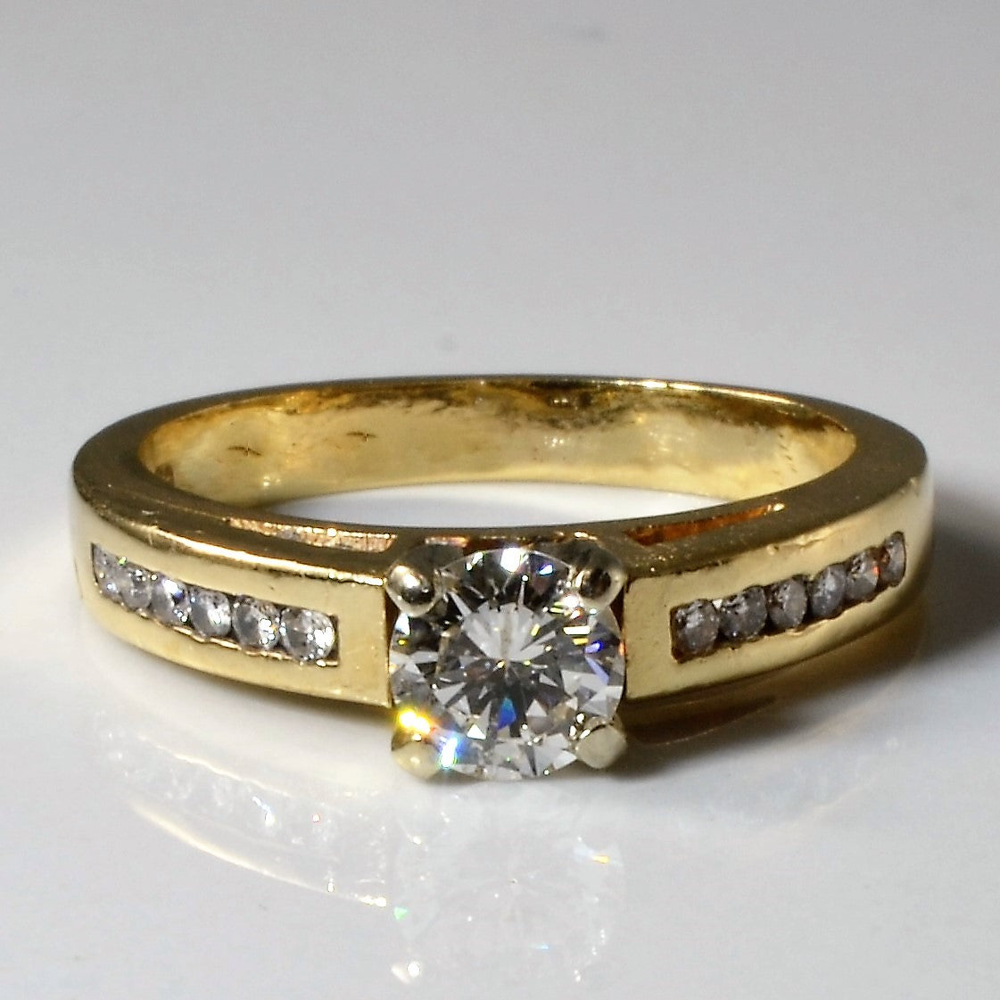Channel Detailed Diamond Ring | 0.58ctw | SZ 5 |