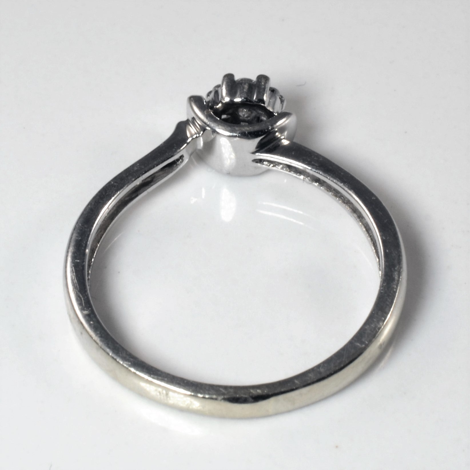 Offset Cluster Diamond Ring | 0.12ctw | SZ 7.25 |