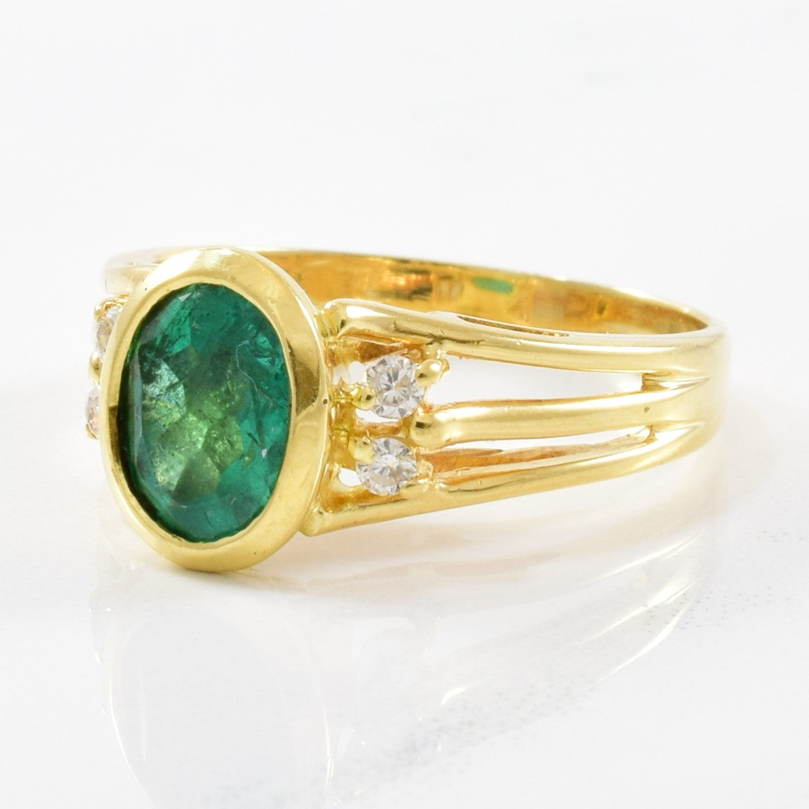 Bezel Set Emerald & Diamond Ring | 0.10ctw, 1.60ct | SZ 7.5 |