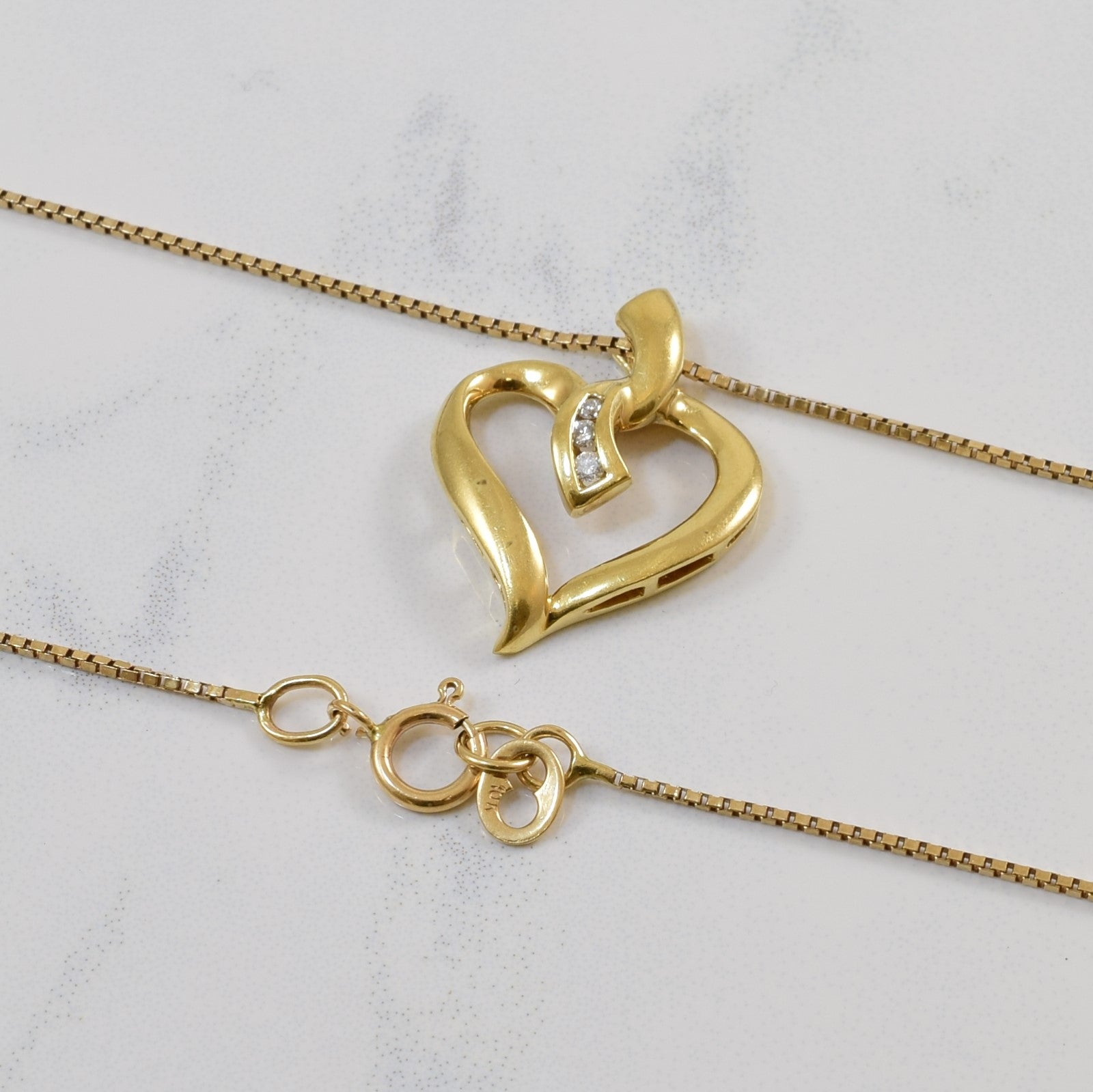 Diamond Heart Necklace | 0.03ctw | 19" |