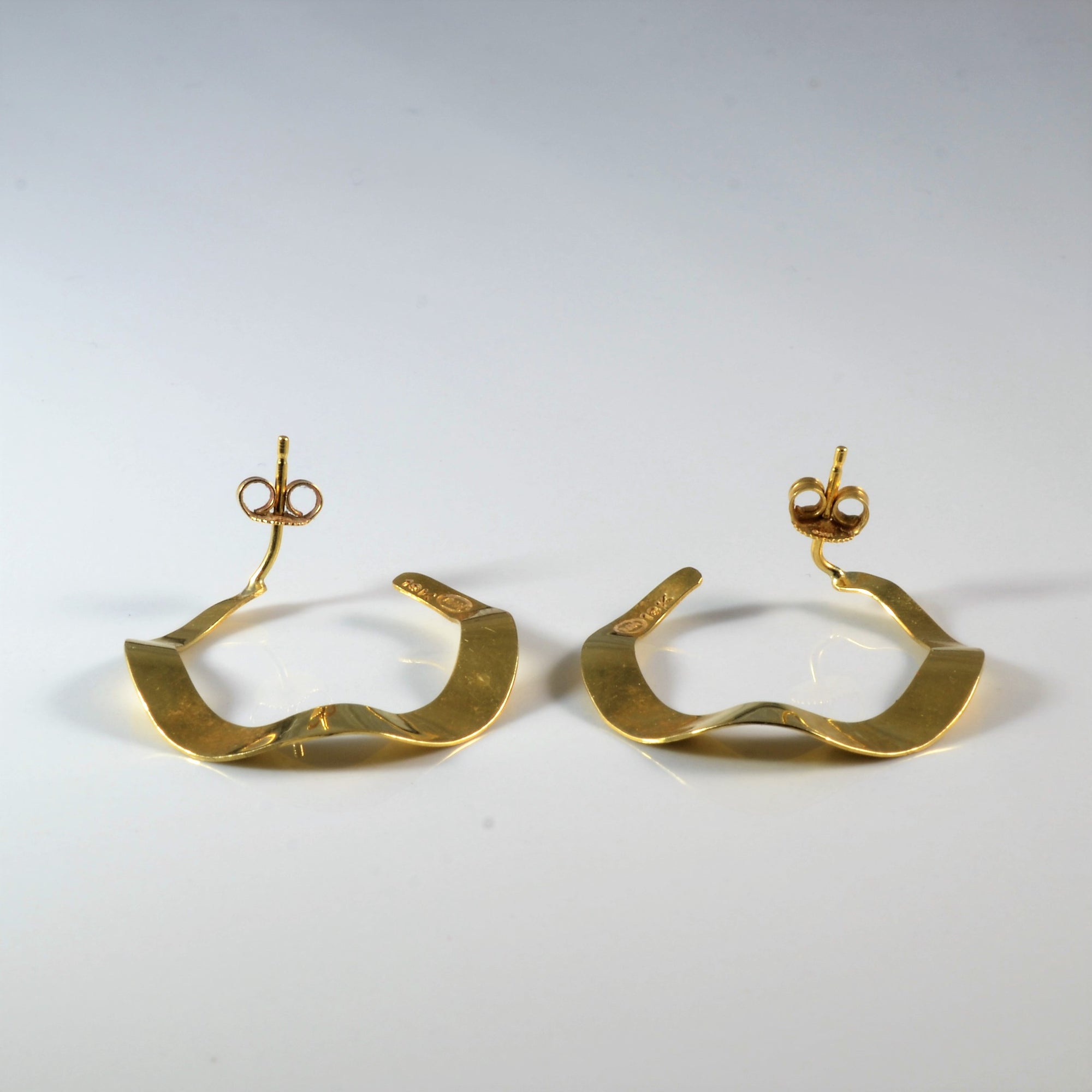 Wavy gold hoop earrings Clearance