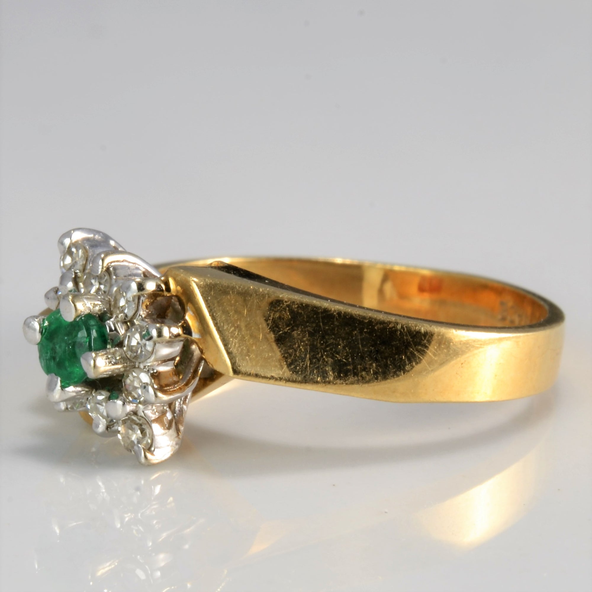Bypass Cluster Diamond & Emerald Ring | 0.14 ctw, SZ 6.5 |