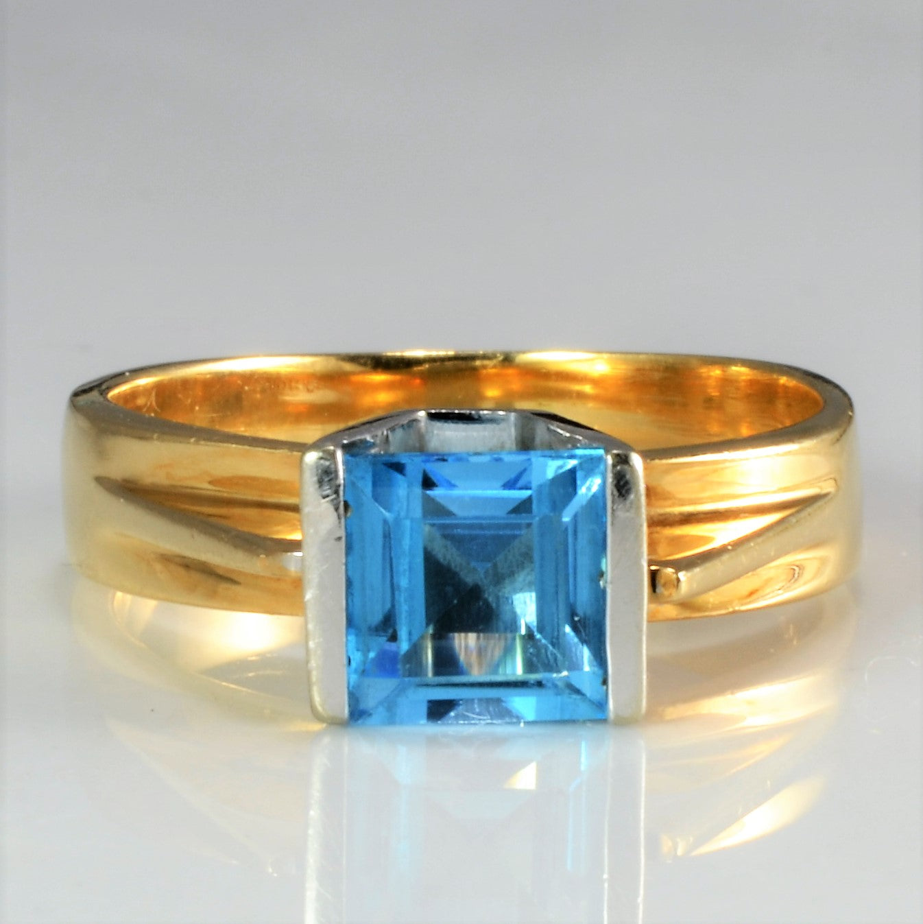 Semi Bezel Set Topaz Ring | SZ 7 |