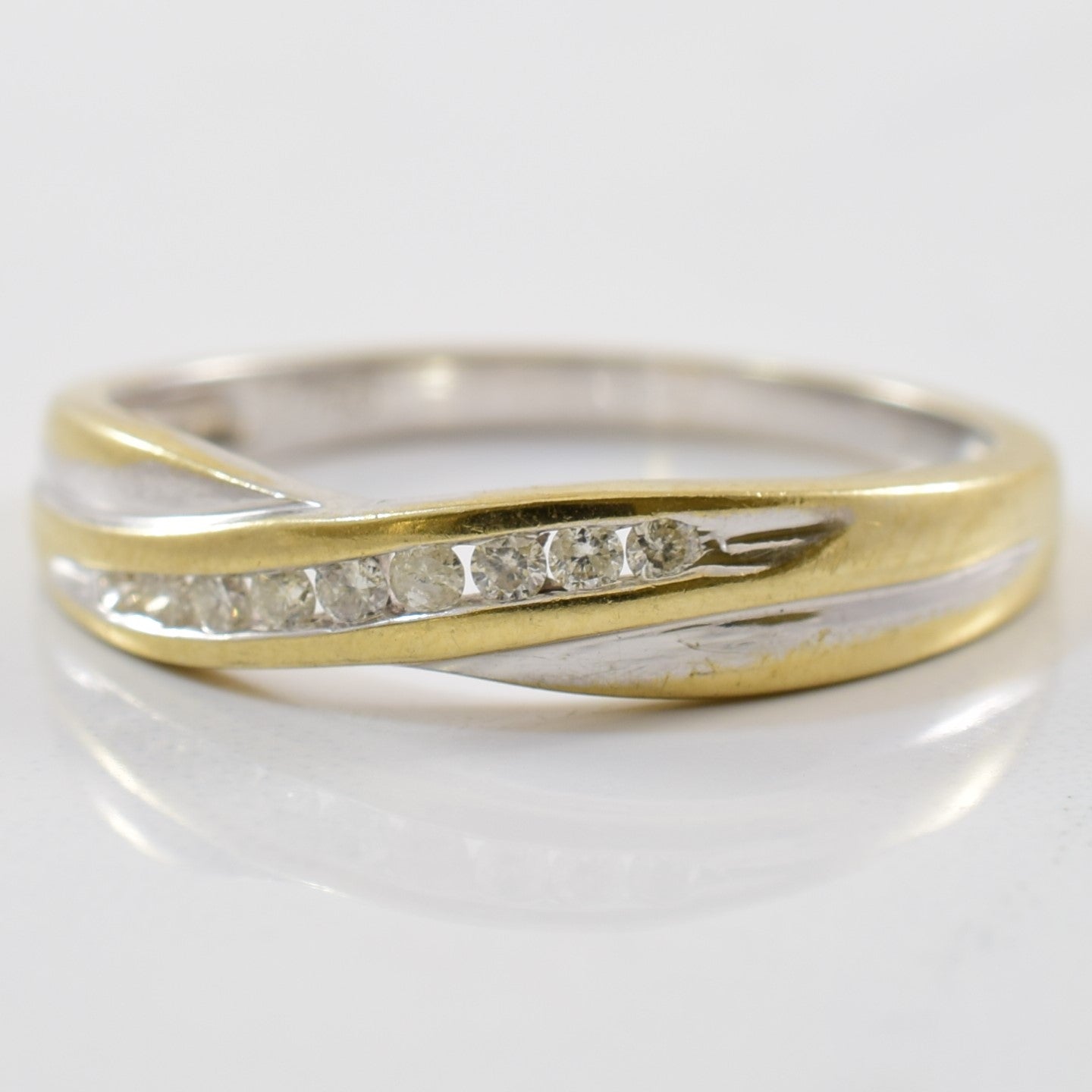 Channel Set Contour Ring | 0.10ctw | SZ 6.5 |