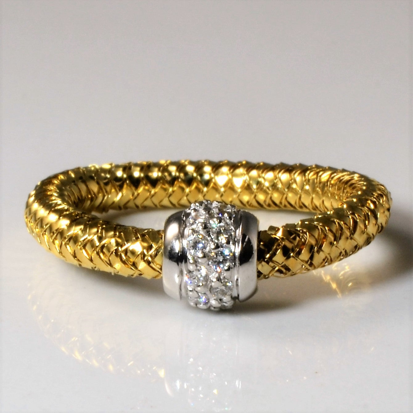 Cluster Diamond Wired Gold Ring | 0.075ctw | SZ 5.5 |
