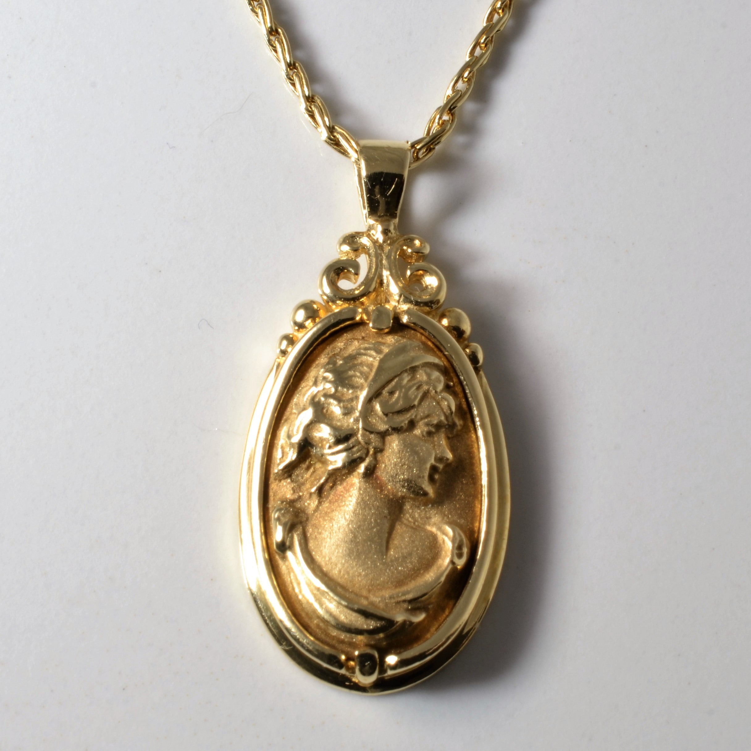 Yellow Gold Cameo Necklace | 20"|