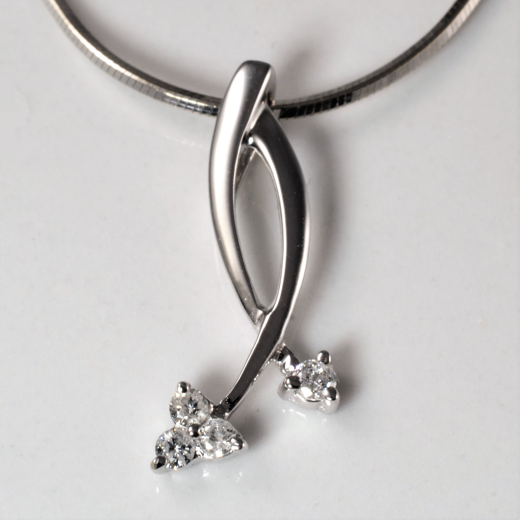 Twisted Diamond Necklace | 0.10ctw | 18