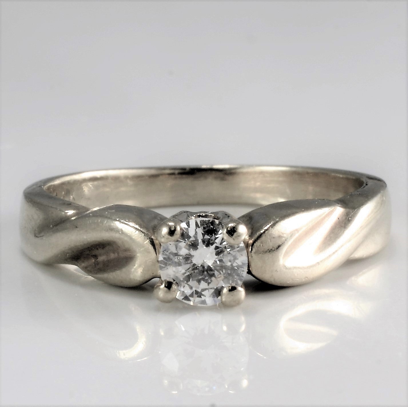Solitaire Diamond Engagement Ring | 0.27 ct, SZ 6.5 |