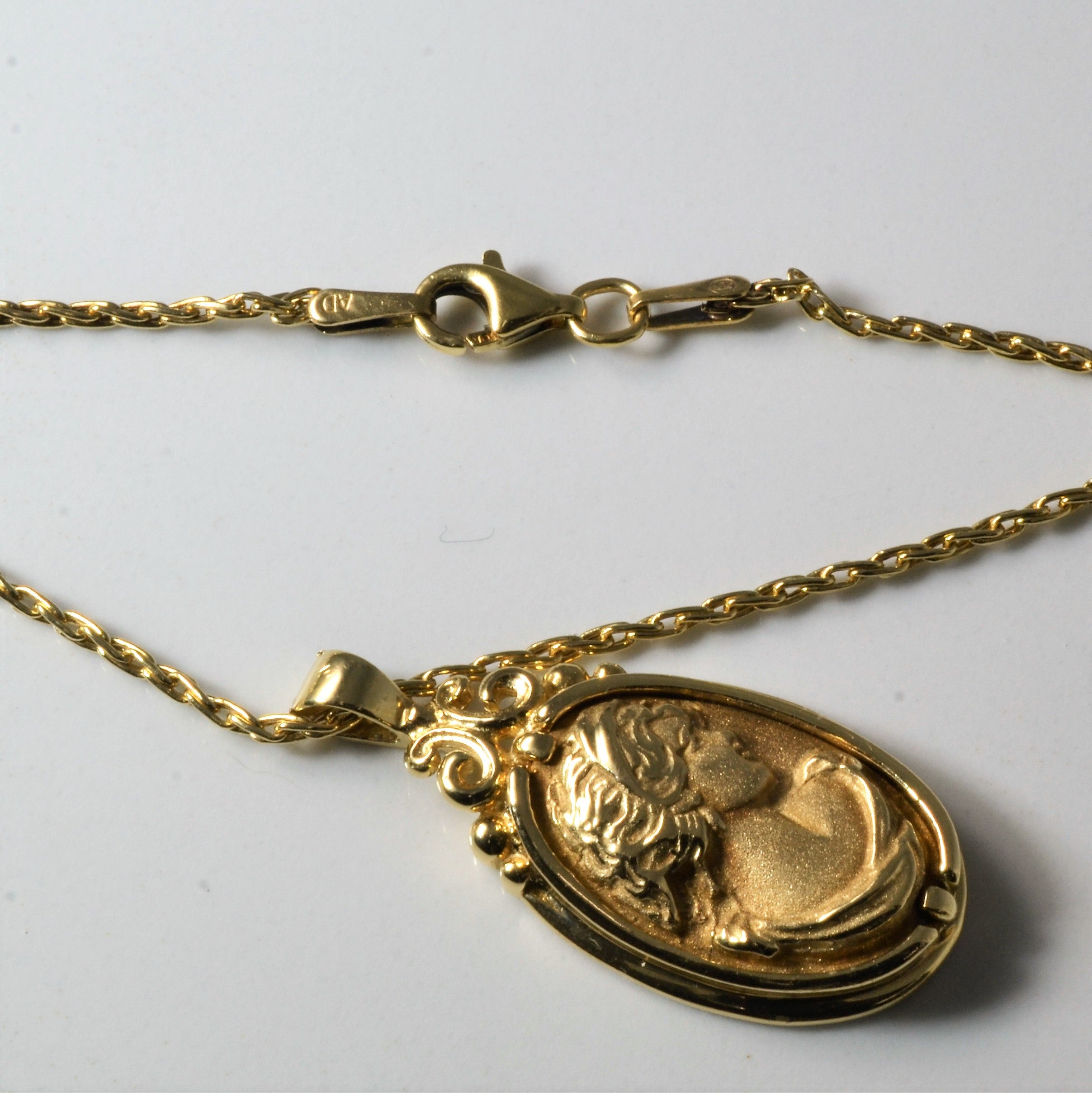 Yellow Gold Cameo Necklace | 20"|