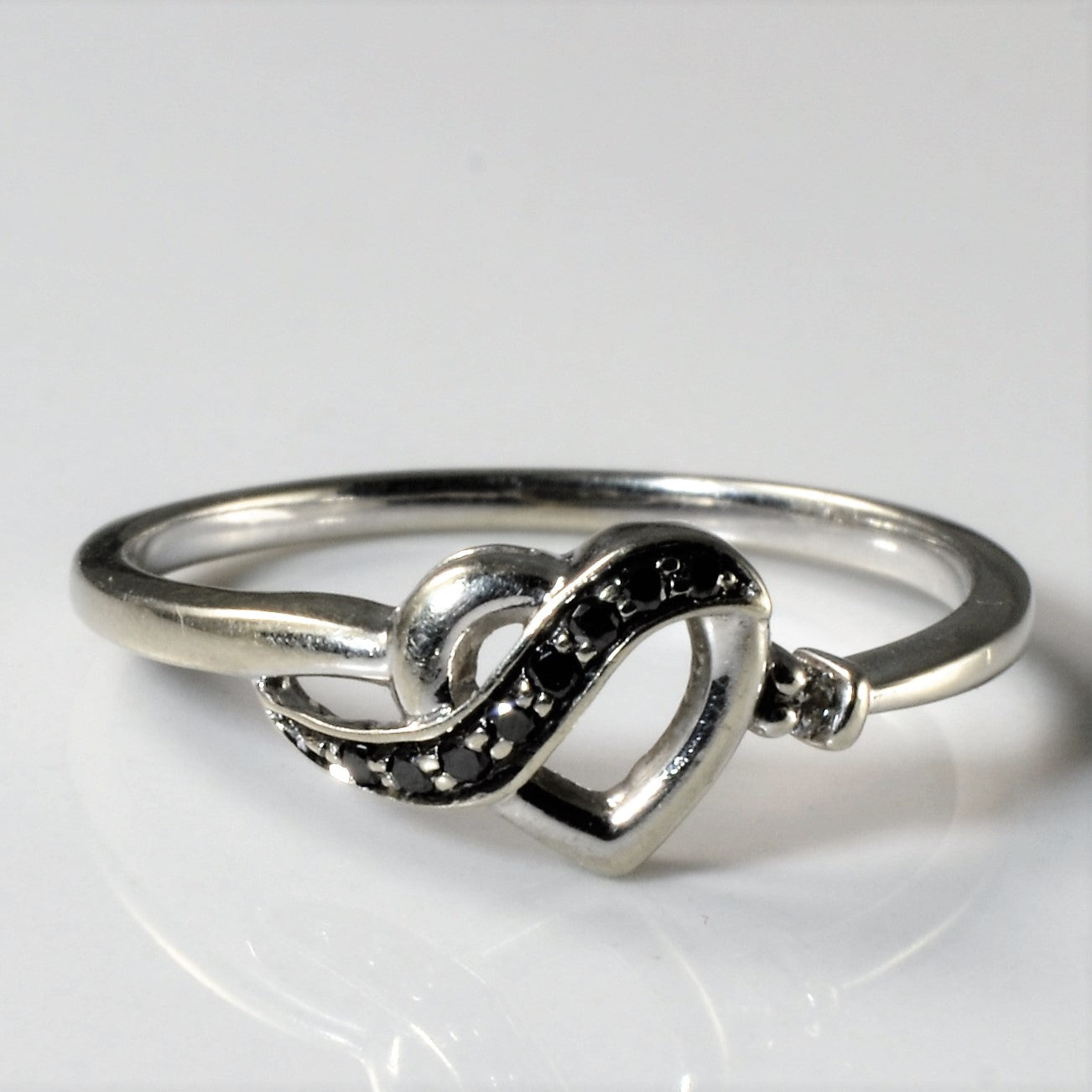 Black Diamond Heart Ring | 0.05ct | SZ 6.25 |