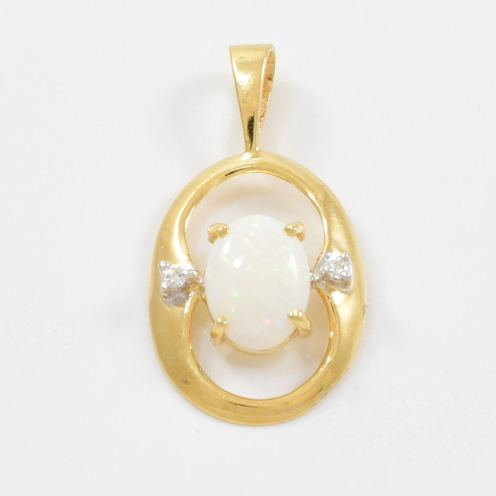 Opal & Diamond Pendant | 0.02ctw, 0.54ct |