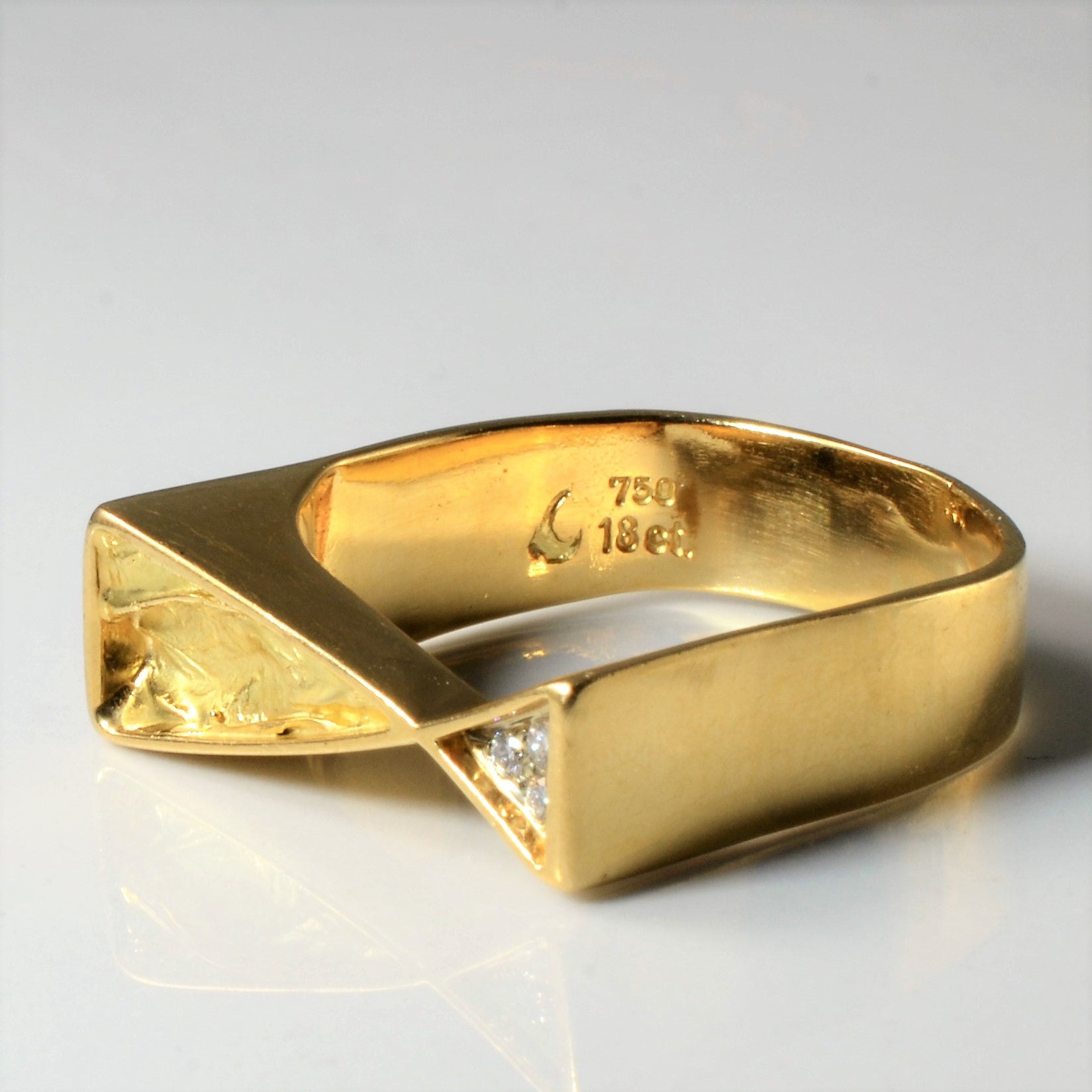 Unique Zig Zag Diamond Ring | 0.03ctw | SZ 9.25 |