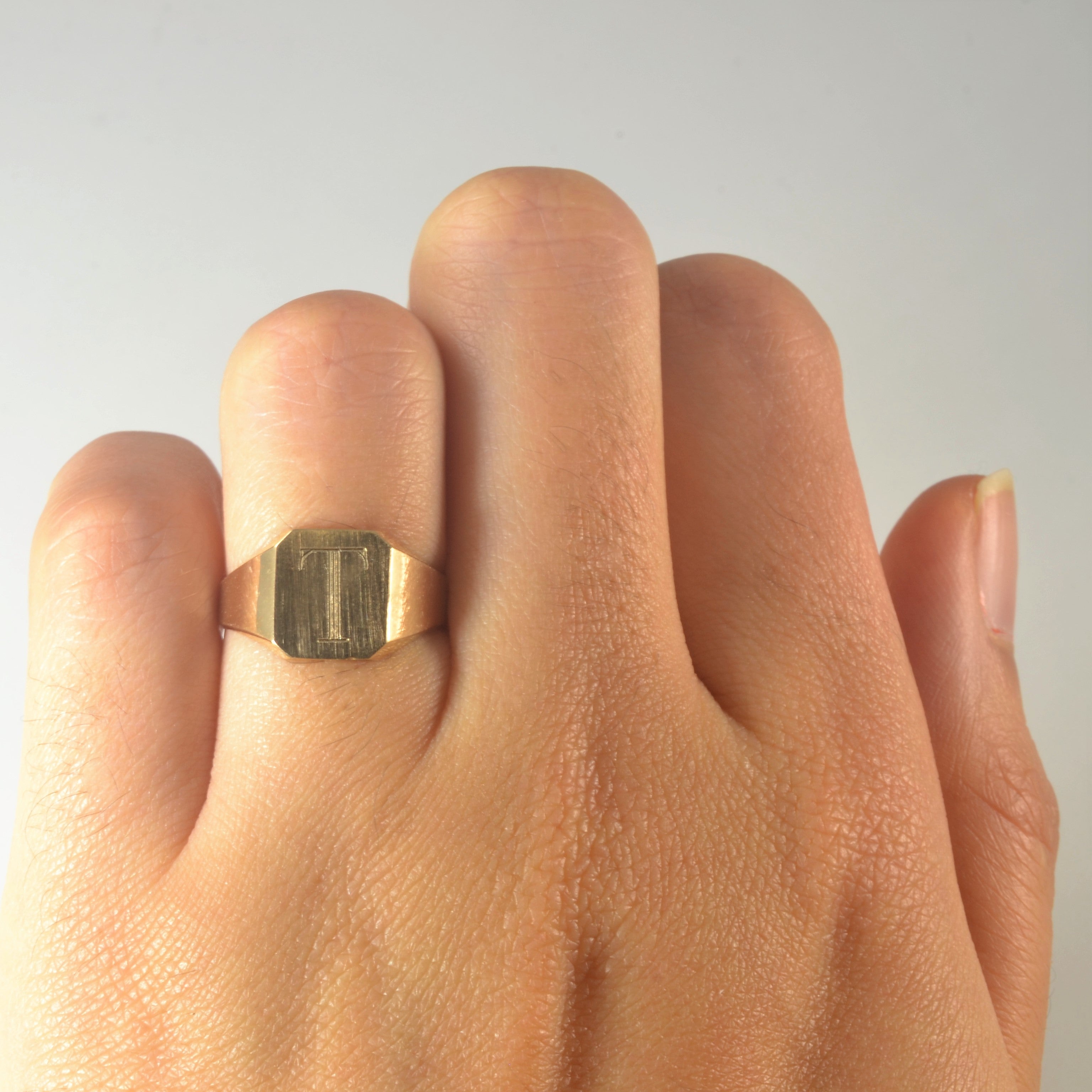 Initial 'T' Yellow Gold Signet Ring | SZ 5.5 |