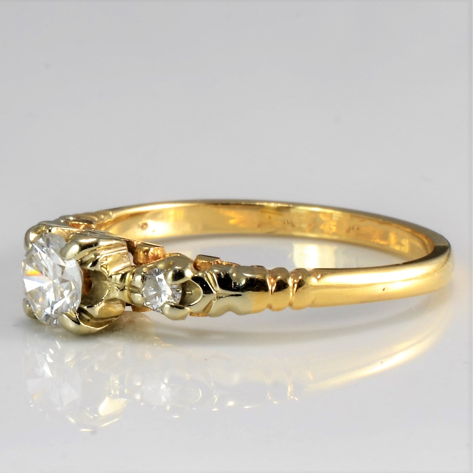 Retro Three Stone Diamond Ring | 0.41 ctw, SZ 6.25 |