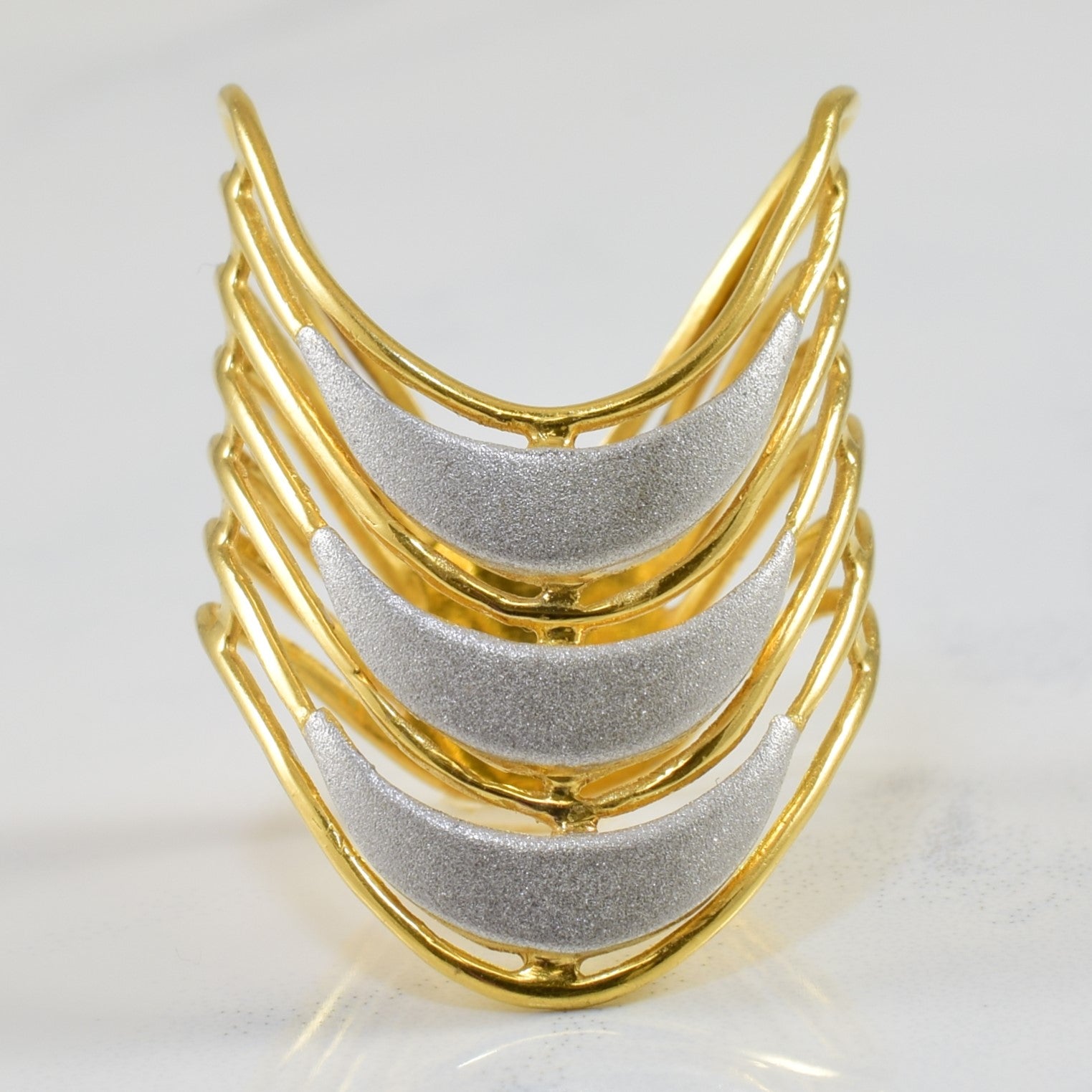 Two Tone Open Work Chevron Ring | SZ 7.25 |