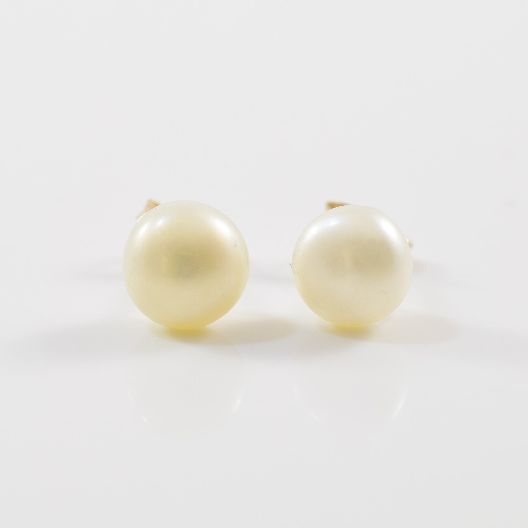 Button Pearl Stud Earrings | 2.00ctw |