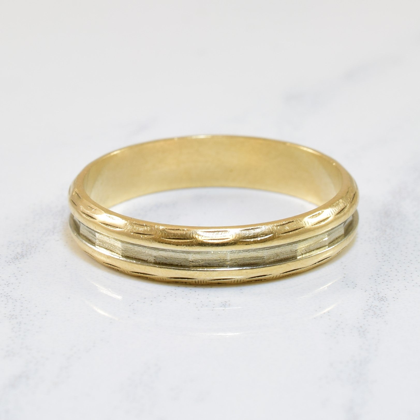 10k Yellow Gold Textured Ring | SZ 8.5 |