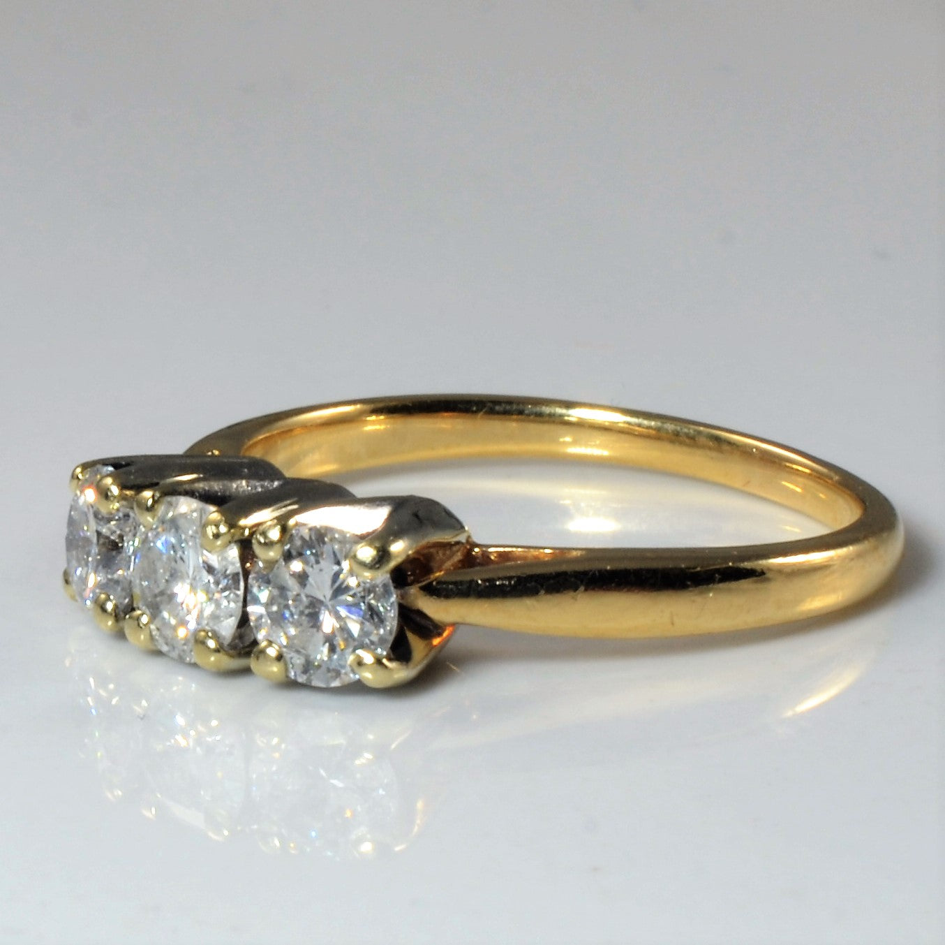 Three Stone Diamond Engagement Ring | 0.93ctw | SZ 7 |