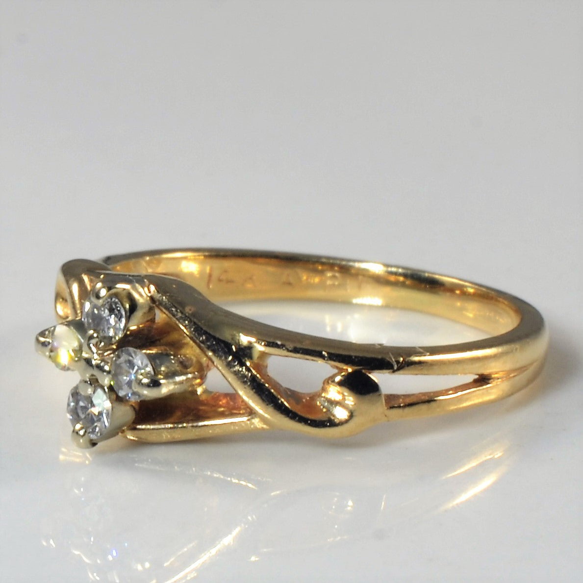 Petite Cluster Diamond Ring | 0.06ctw | SZ 2.25 |