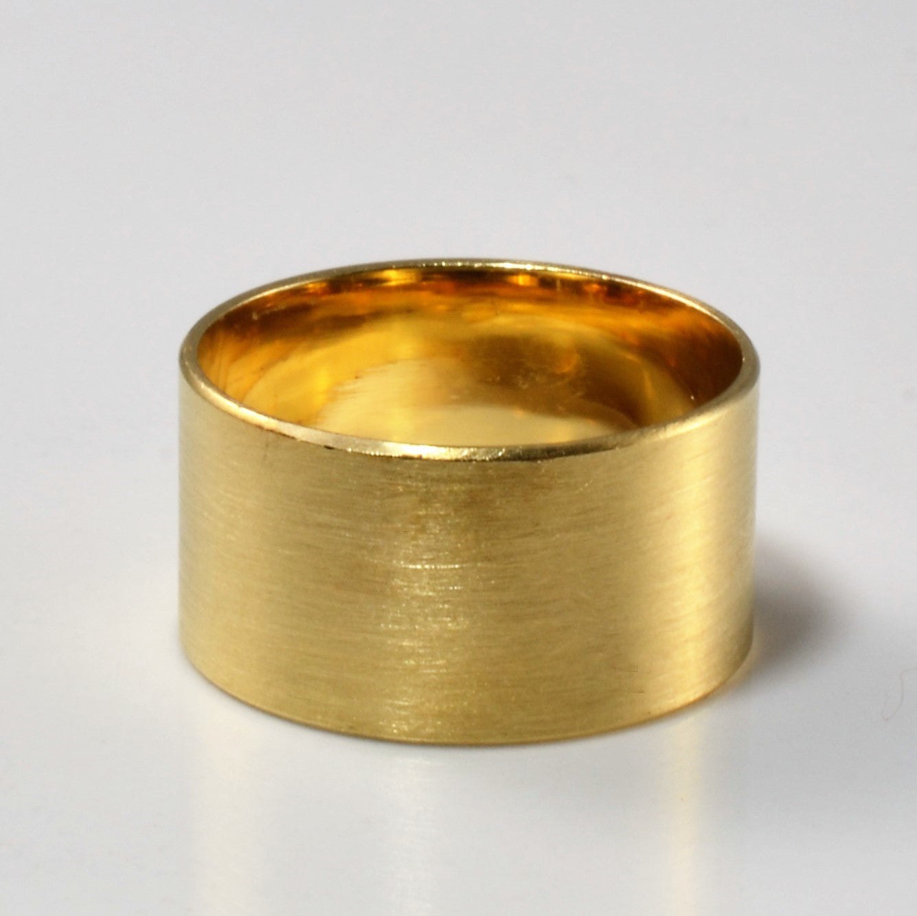 Brushed Wide Gold Band | SZ 7 |