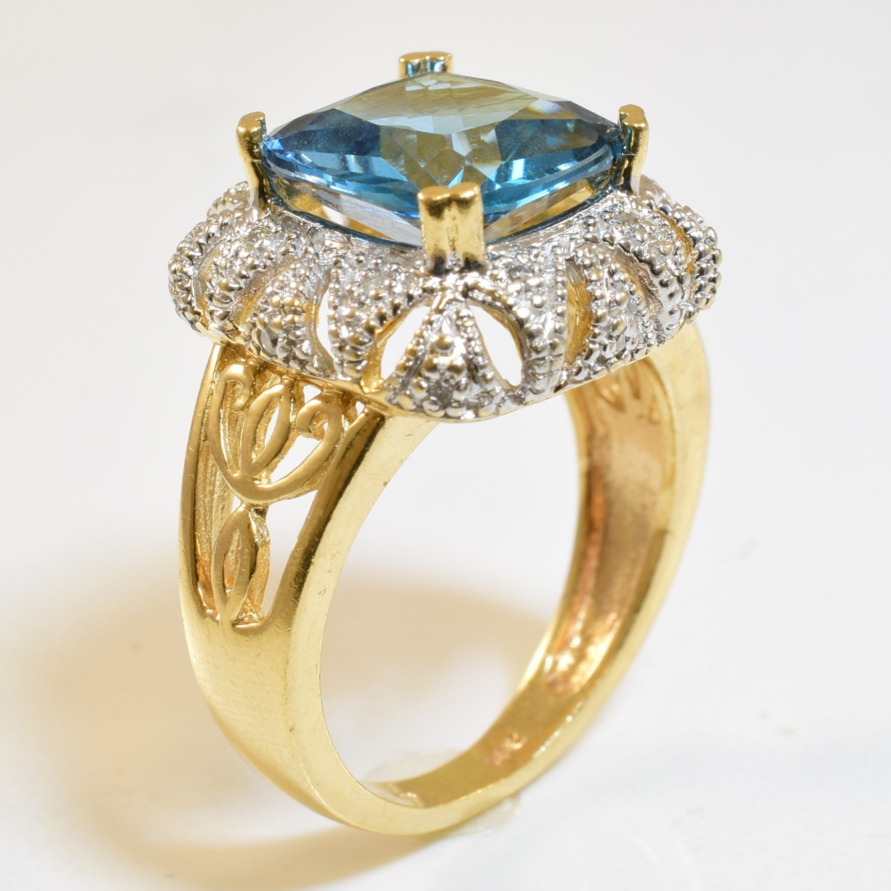 London Blue Topaz & Diamond Filigree Ring | 5.00ct, 0.06ctw | SZ 6.5 |
