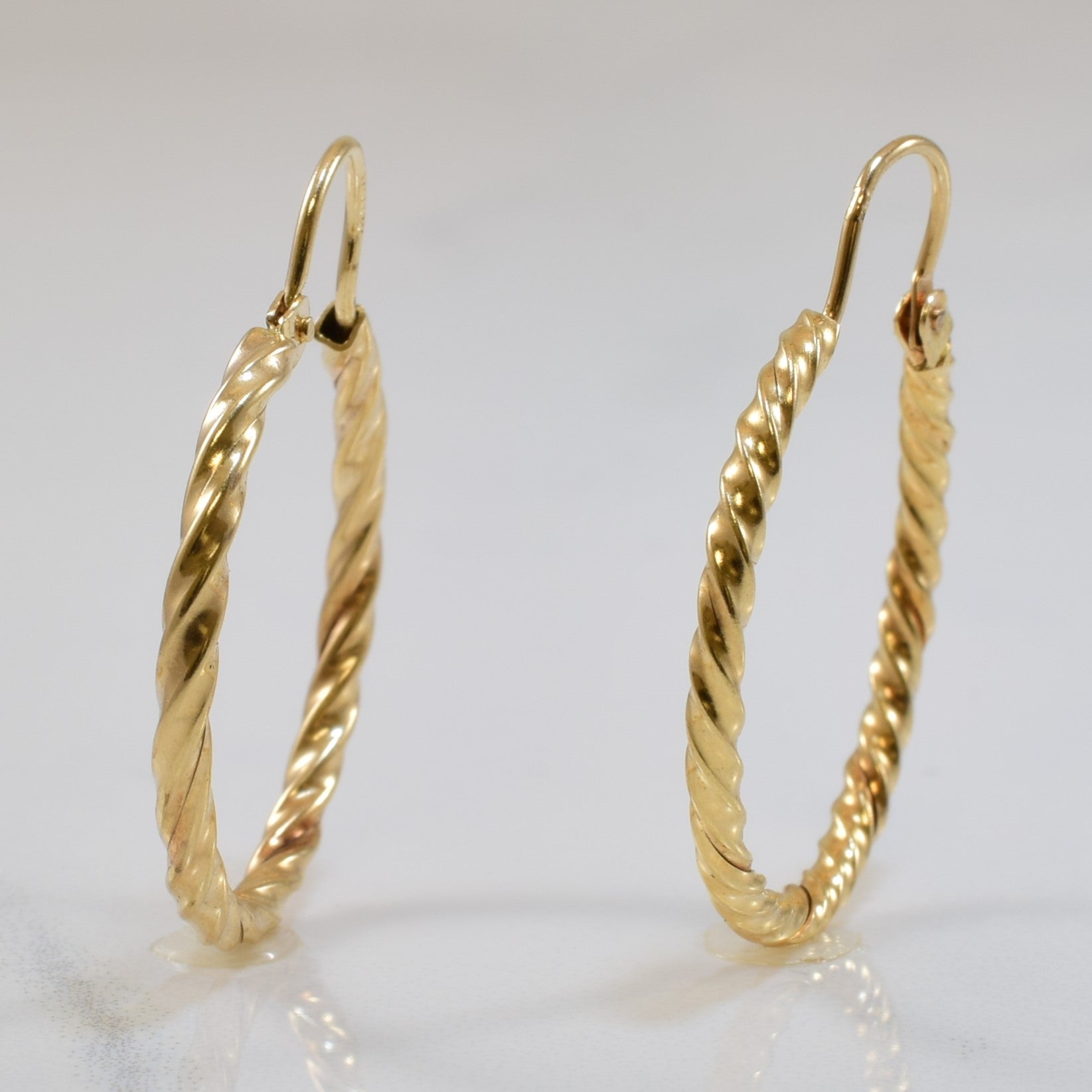 10k Yellow Gold Twisted Hoop Earrings |