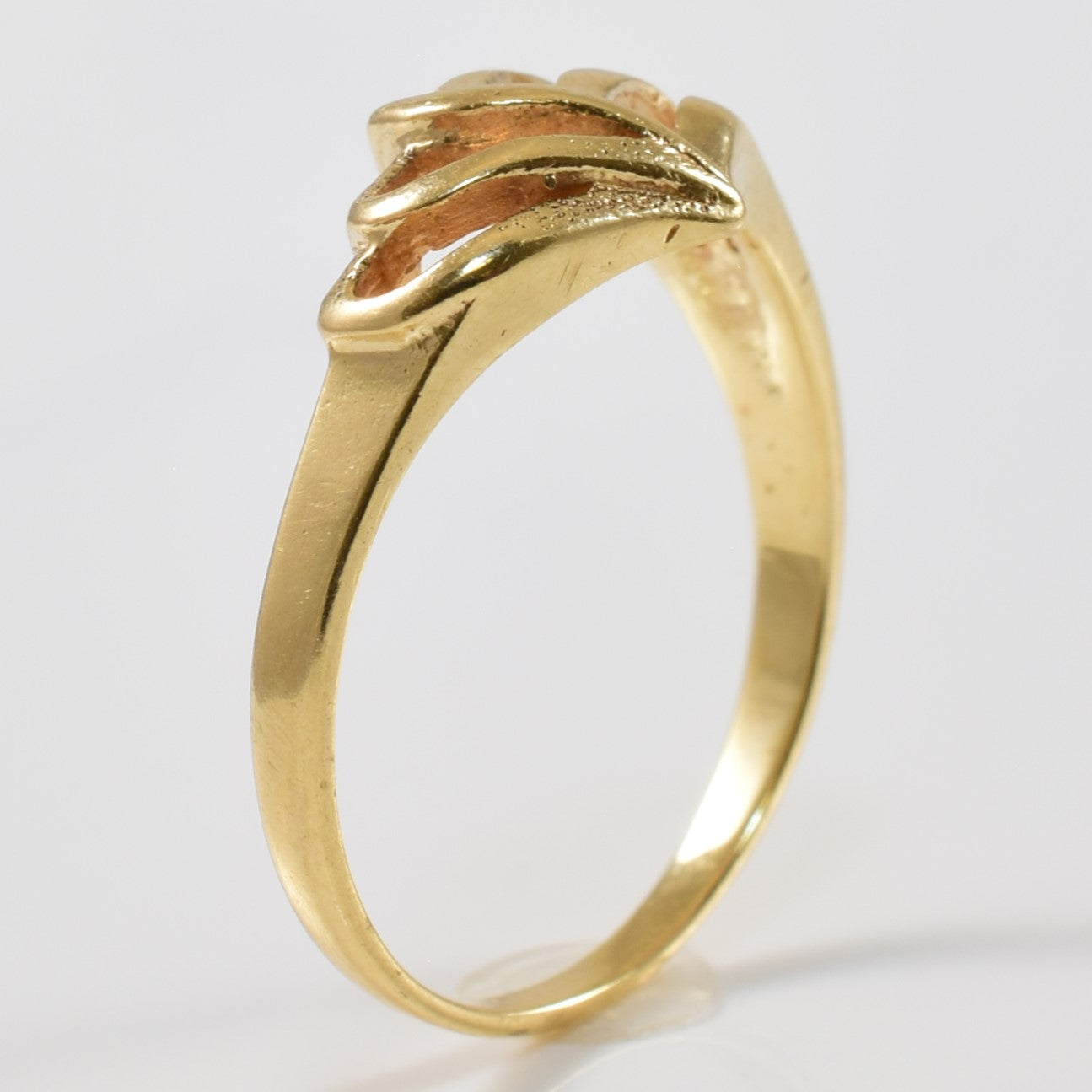 Yellow Gold Open Work Chevron Ring | SZ 6 |