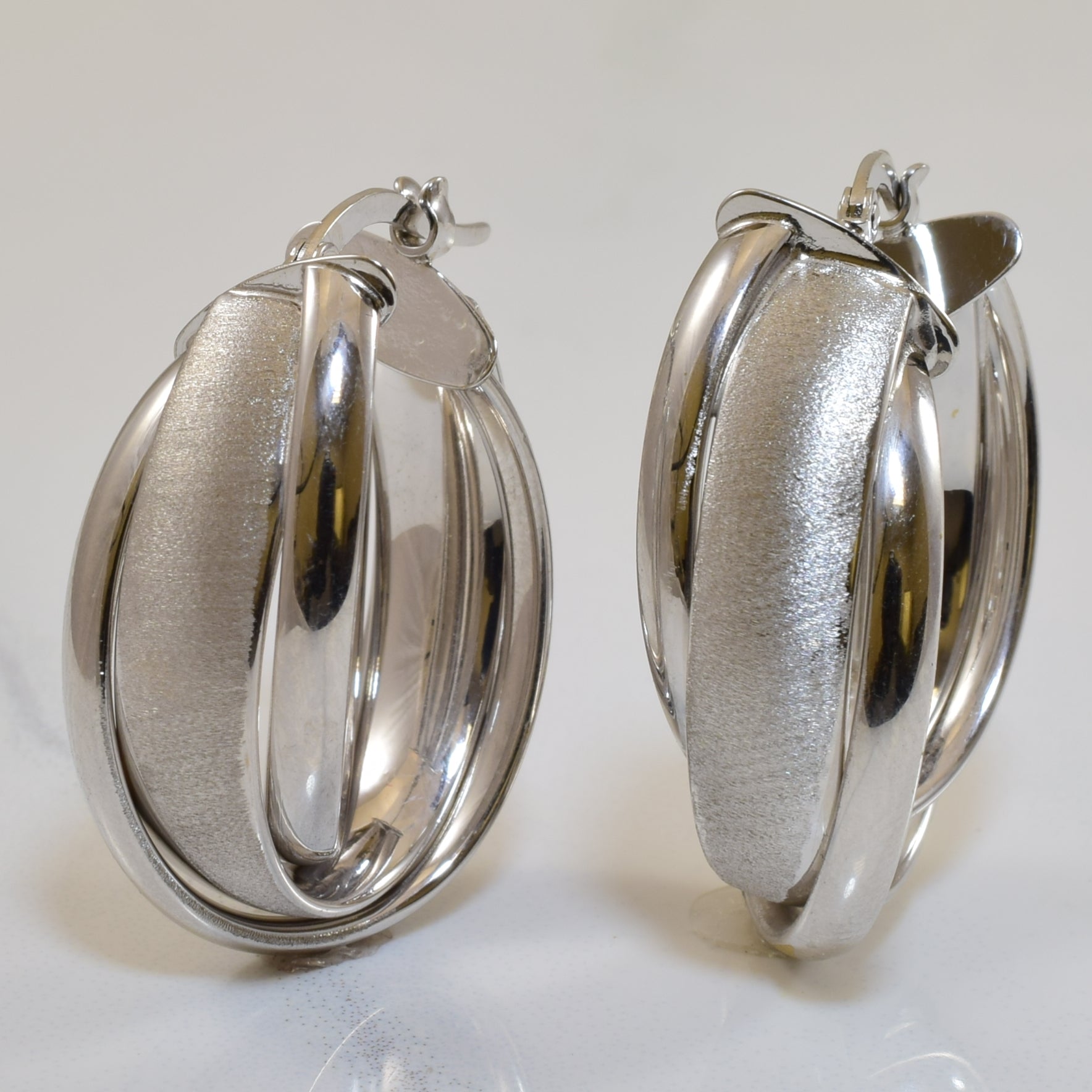 14k White Gold Hoop Earrings |