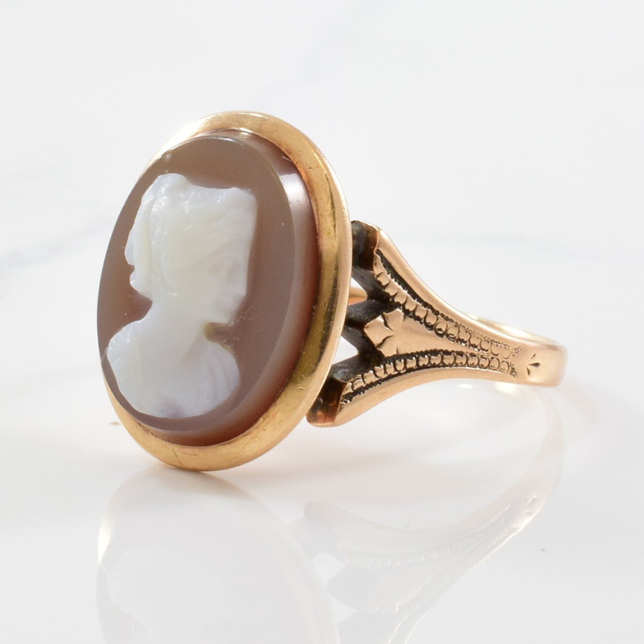 Victorian Onyx Cameo Ring | 3.50ct | SZ 8.5 |