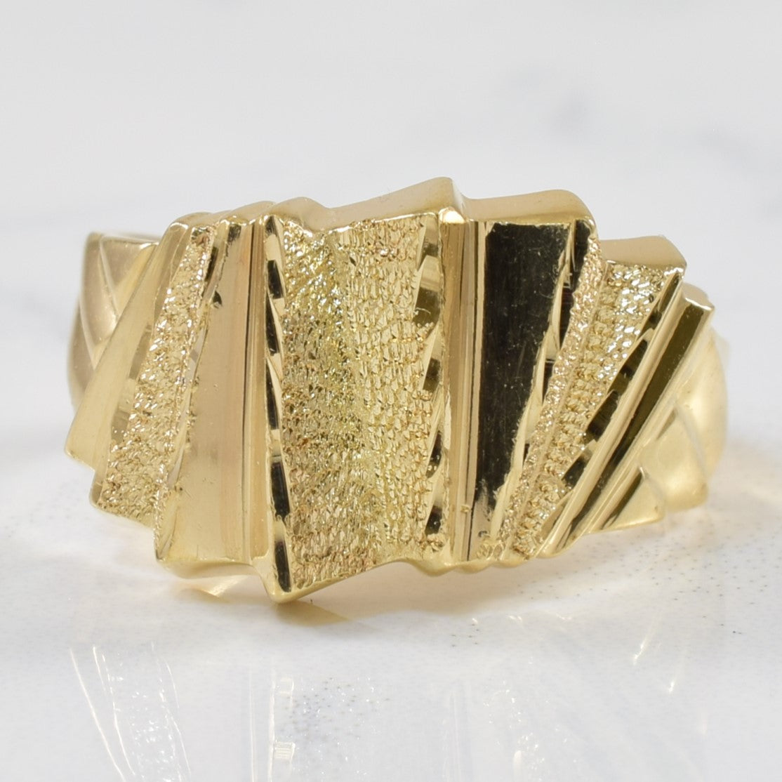 Yellow Gold Textured Geometric Ring | SZ 6.25 |