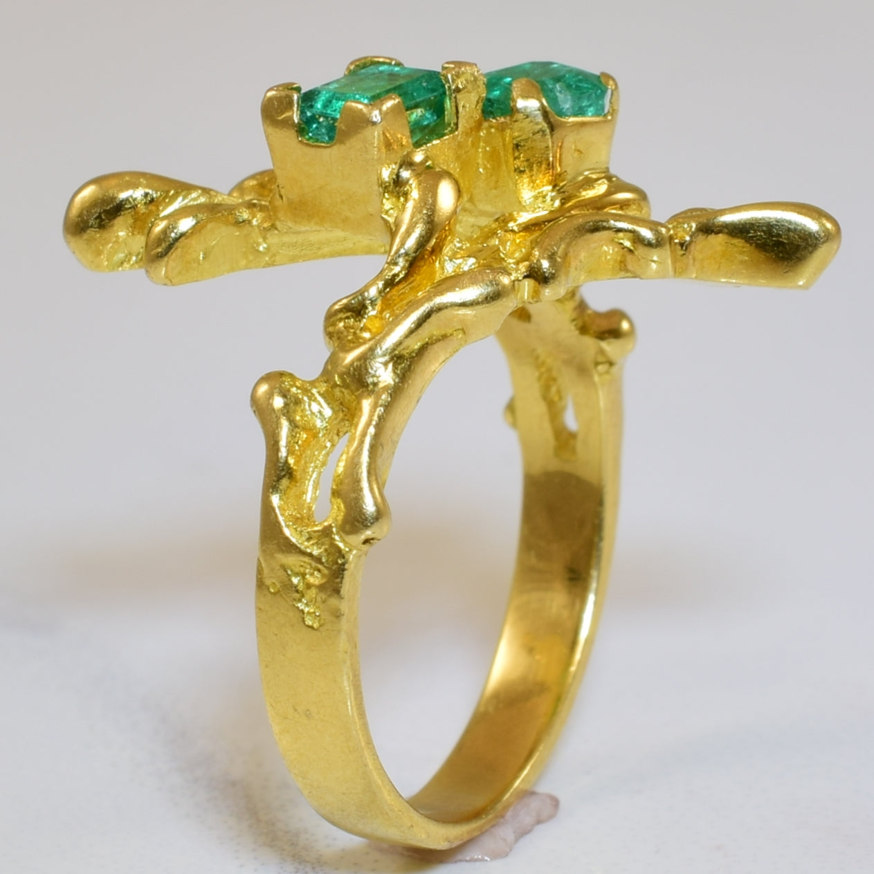 Abstract Emerald Bypass Ring | 0.50ctw | SZ 4.75 |