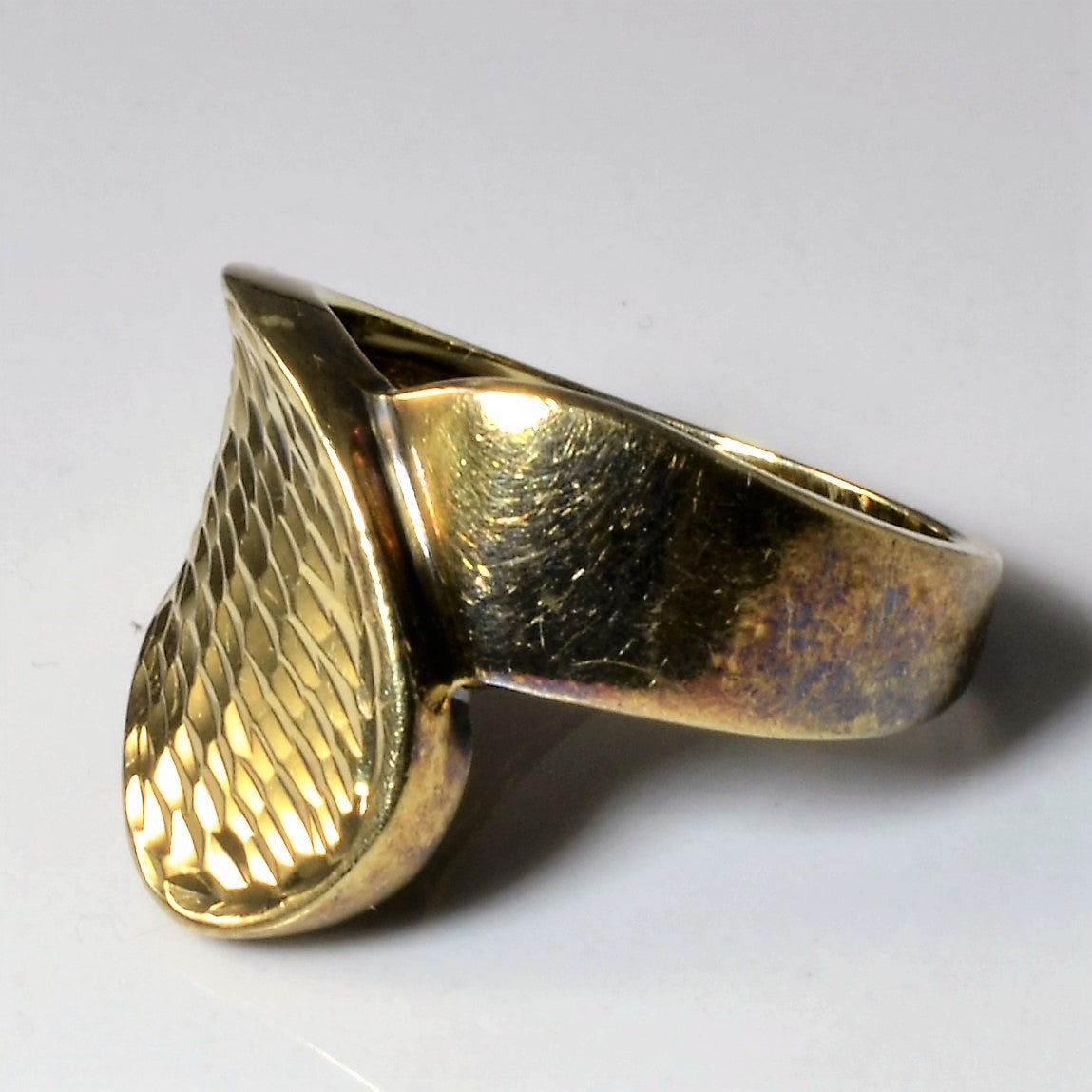 Textured Chevron Ring | SZ 5 |