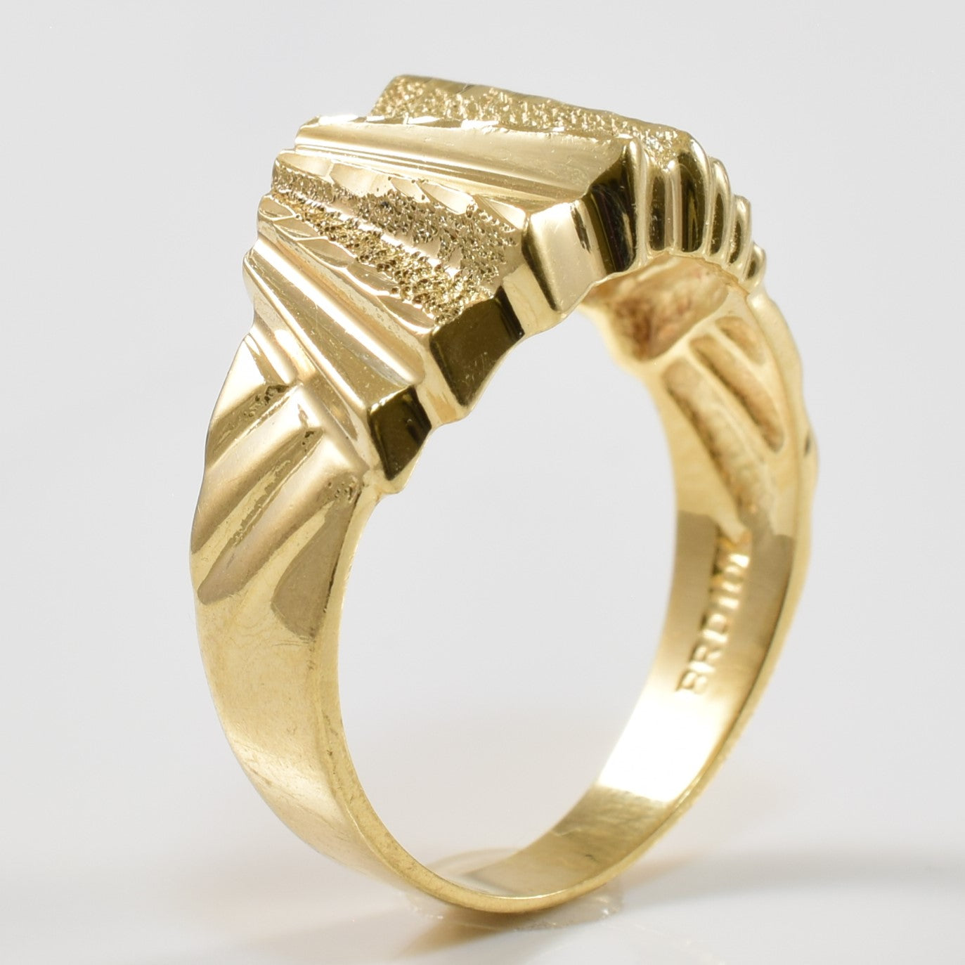 Yellow Gold Textured Geometric Ring | SZ 6.25 |