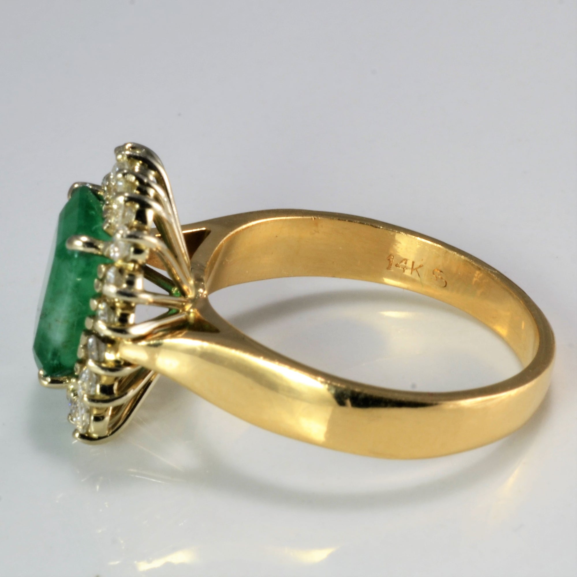 Cocktail Emerald & Diamond Ladies Ring | 0.36 ctw, SZ 6.75 |