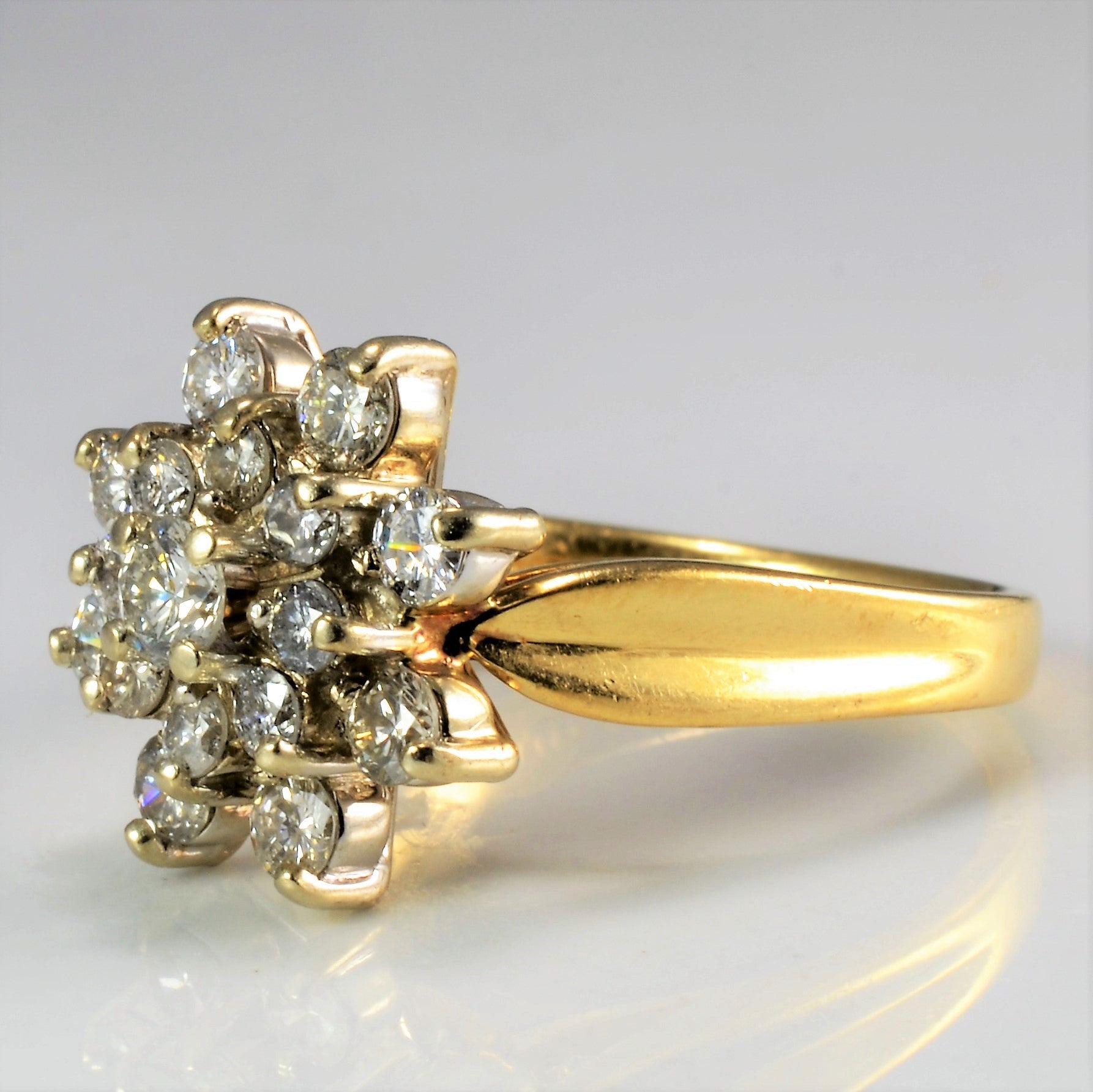 Cluster Diamond Ladies Ring | 1.02 ctw, SZ 6 |