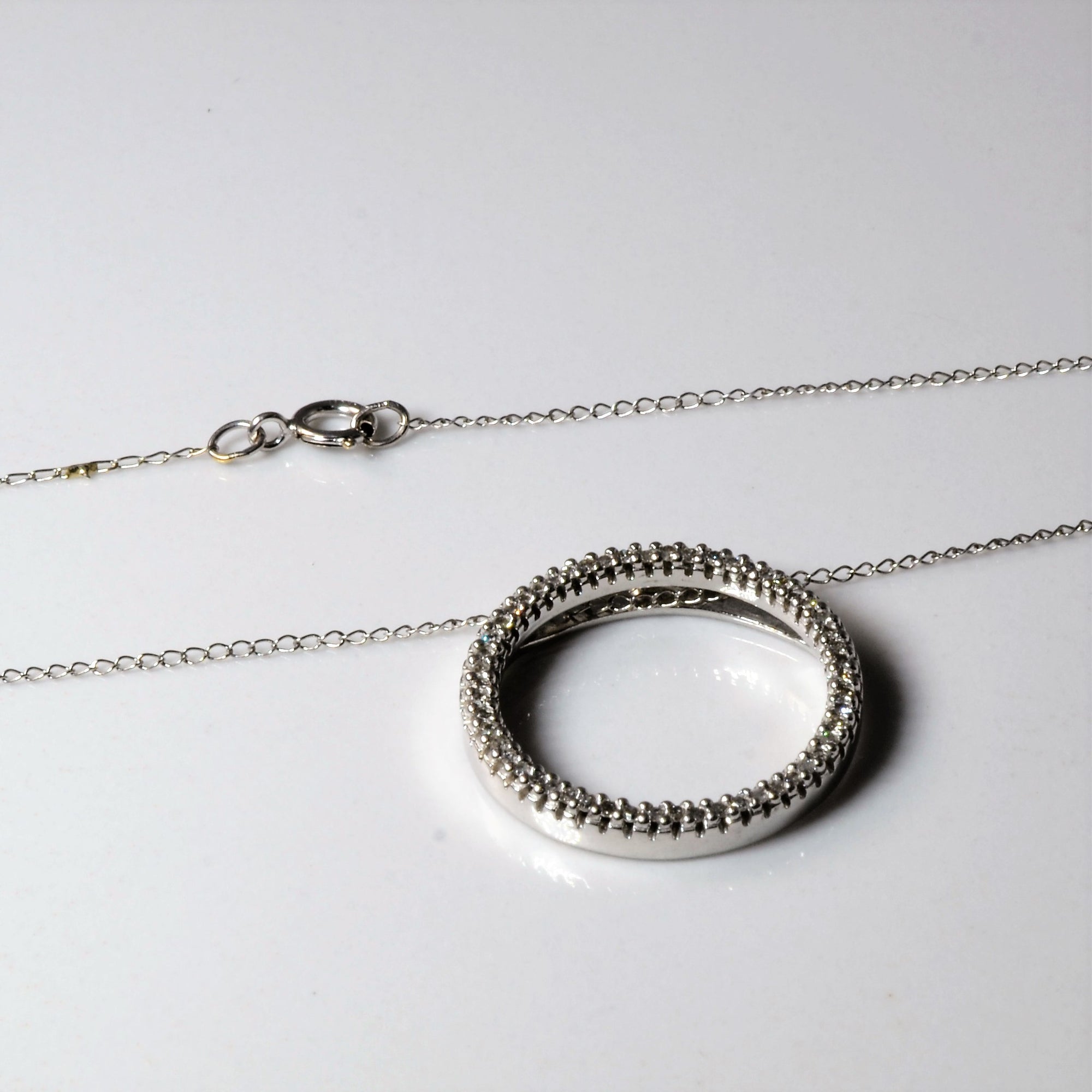 Fine Chain Diamond Circle Necklace | 0.11ctw |