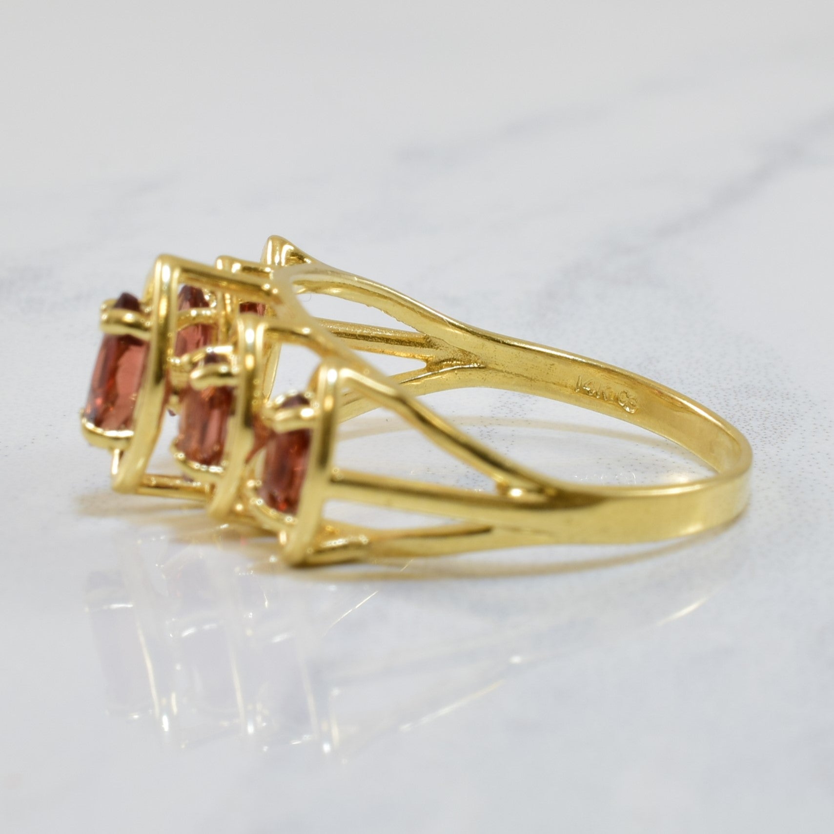 High Set Marquise Garnet Ring | 1.00ctw | SZ 6.75 |