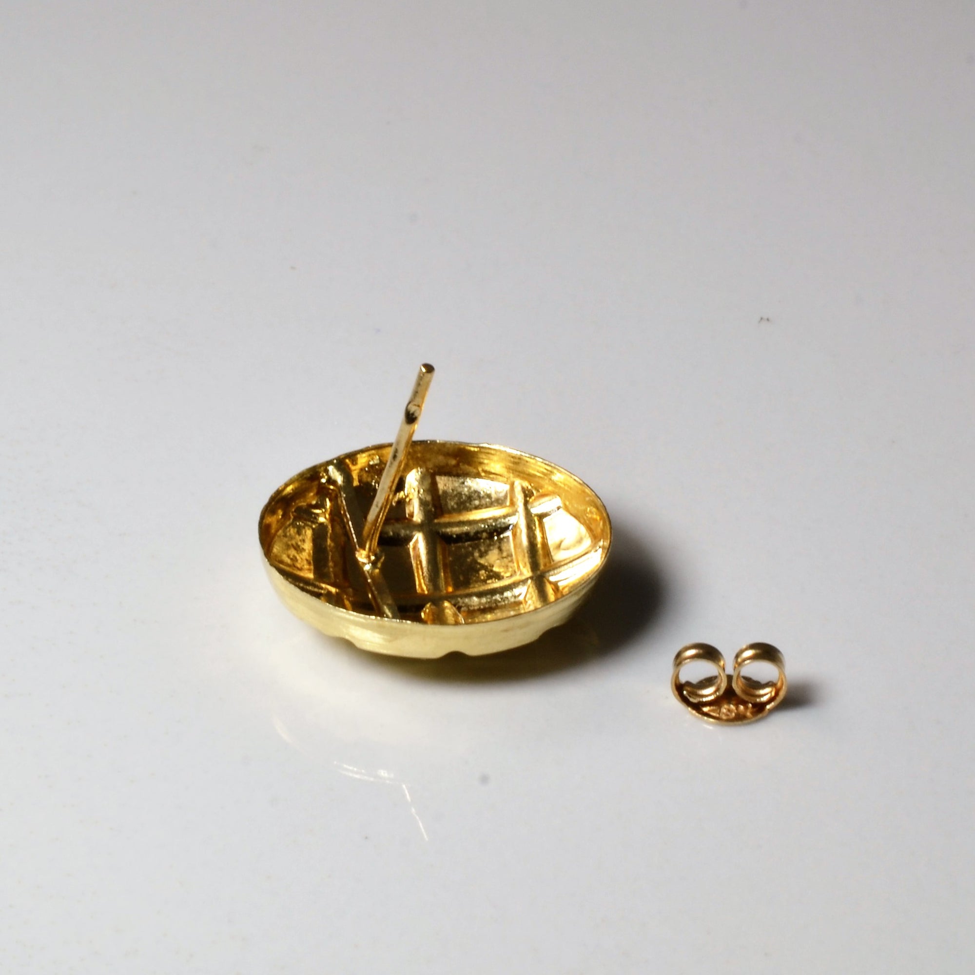 Quilted Gold Dome Stud Earrings |