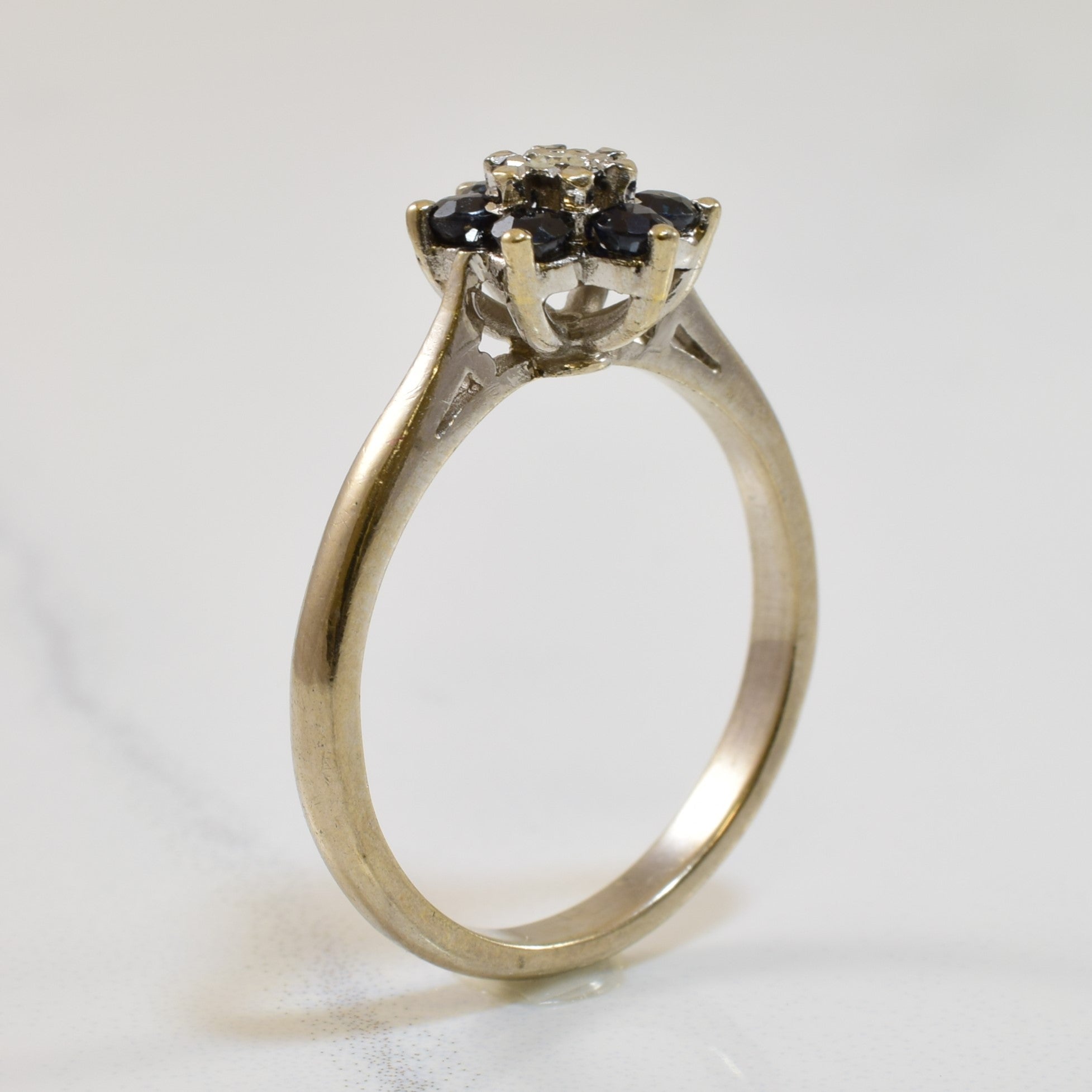 Blue Sapphire & Diamond Floral Cluster Ring | 0.42ctw, 0.02ct | SZ 6.5 |