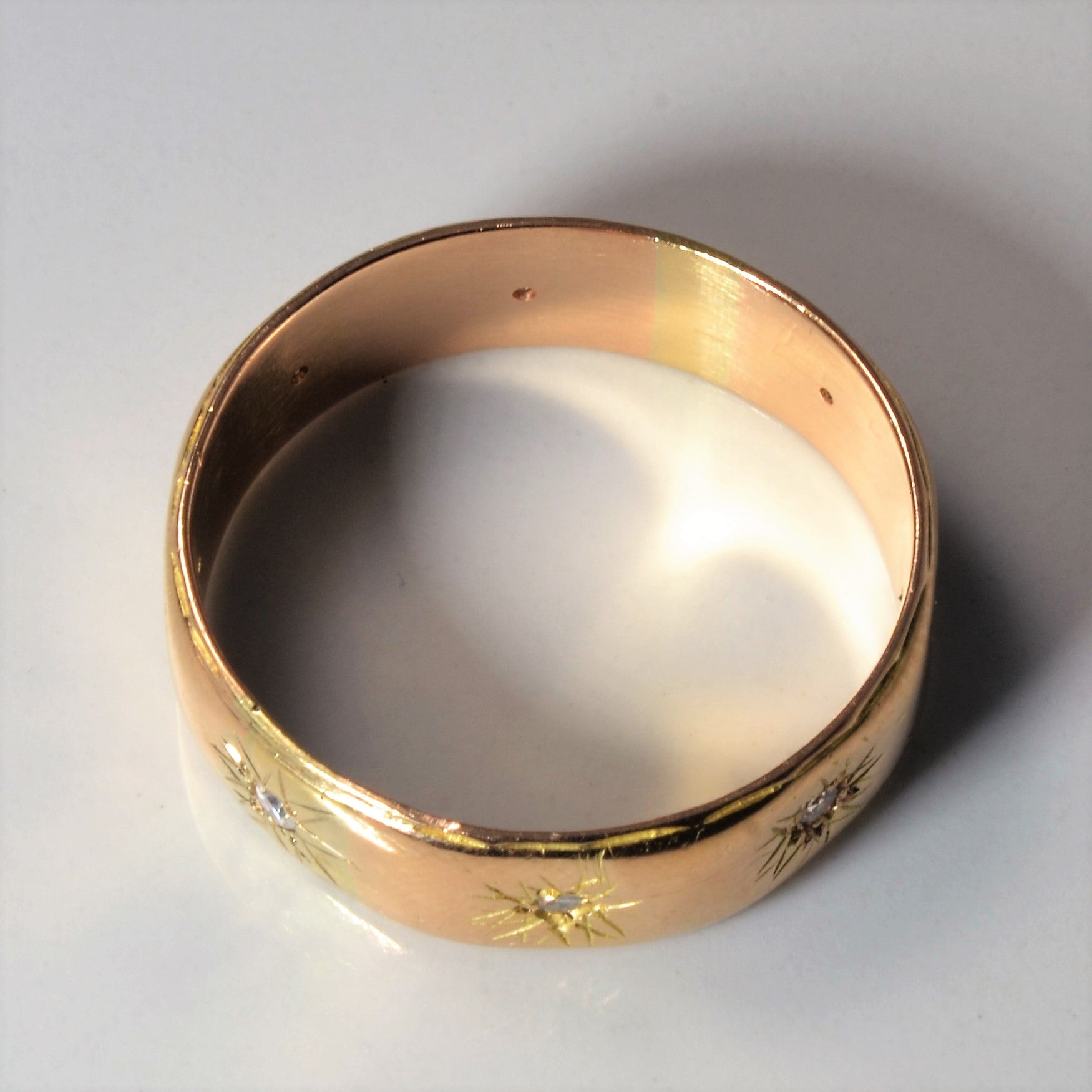 Star Burst Diamond Band | 0.12ctw | SZ 14 |